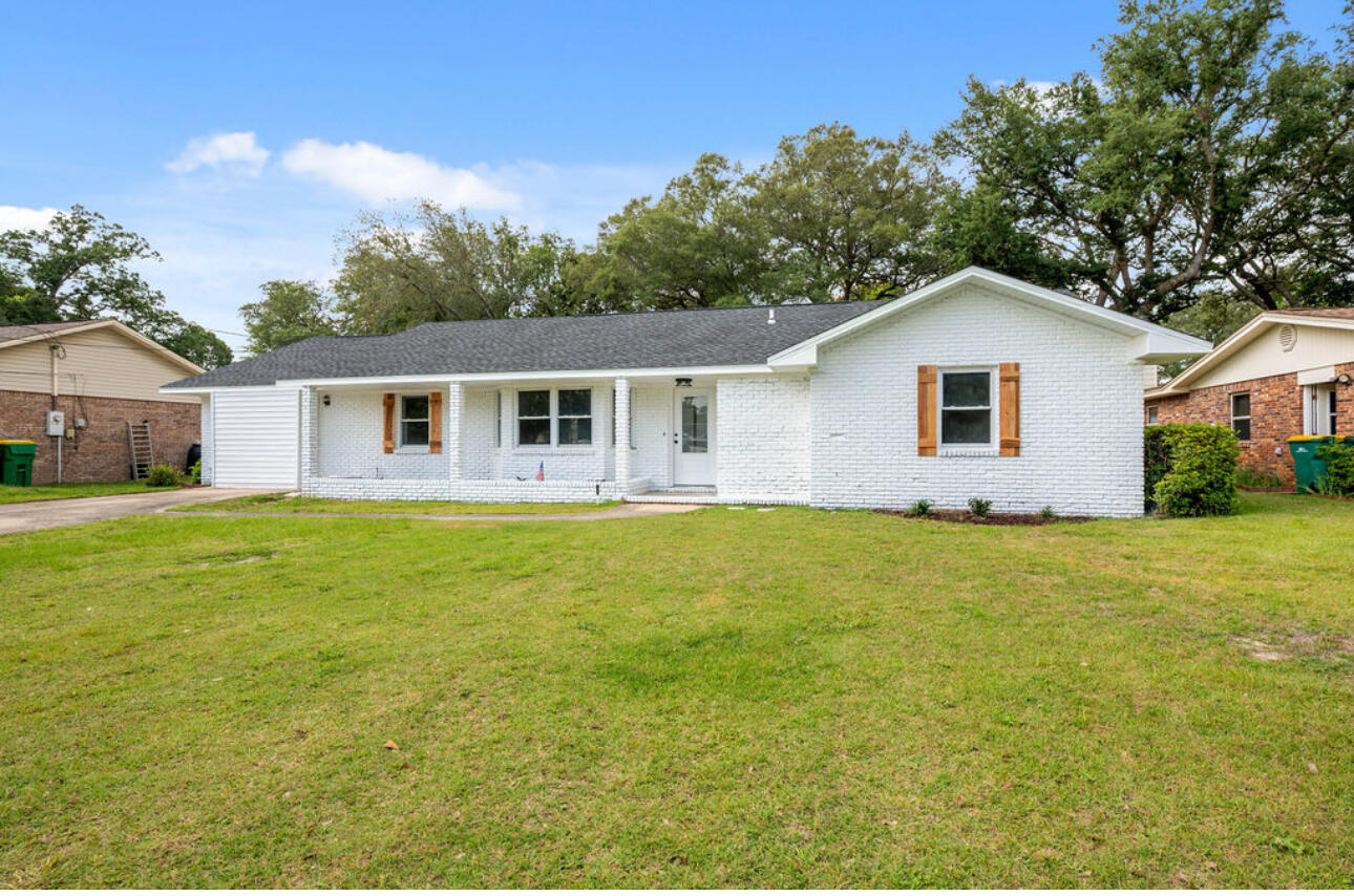 **Now offering 5k in closing cost with full price offer** An absolute gem in the heart of Niceville! This stunning 3 bed 2 bath with a large flex room has been transformed. An open concept feel with a 2025 roof, sprinkler system thats on well, brand new kitchen with a brand new butler's pantry, updated baths, new flooring, and fresh paint throughout! This property has been fully updated with modern stylish finishes. Located on a spacious lot and just minutes from Eglin AFB, Duke field, Hurlburt field, and top rated schools!