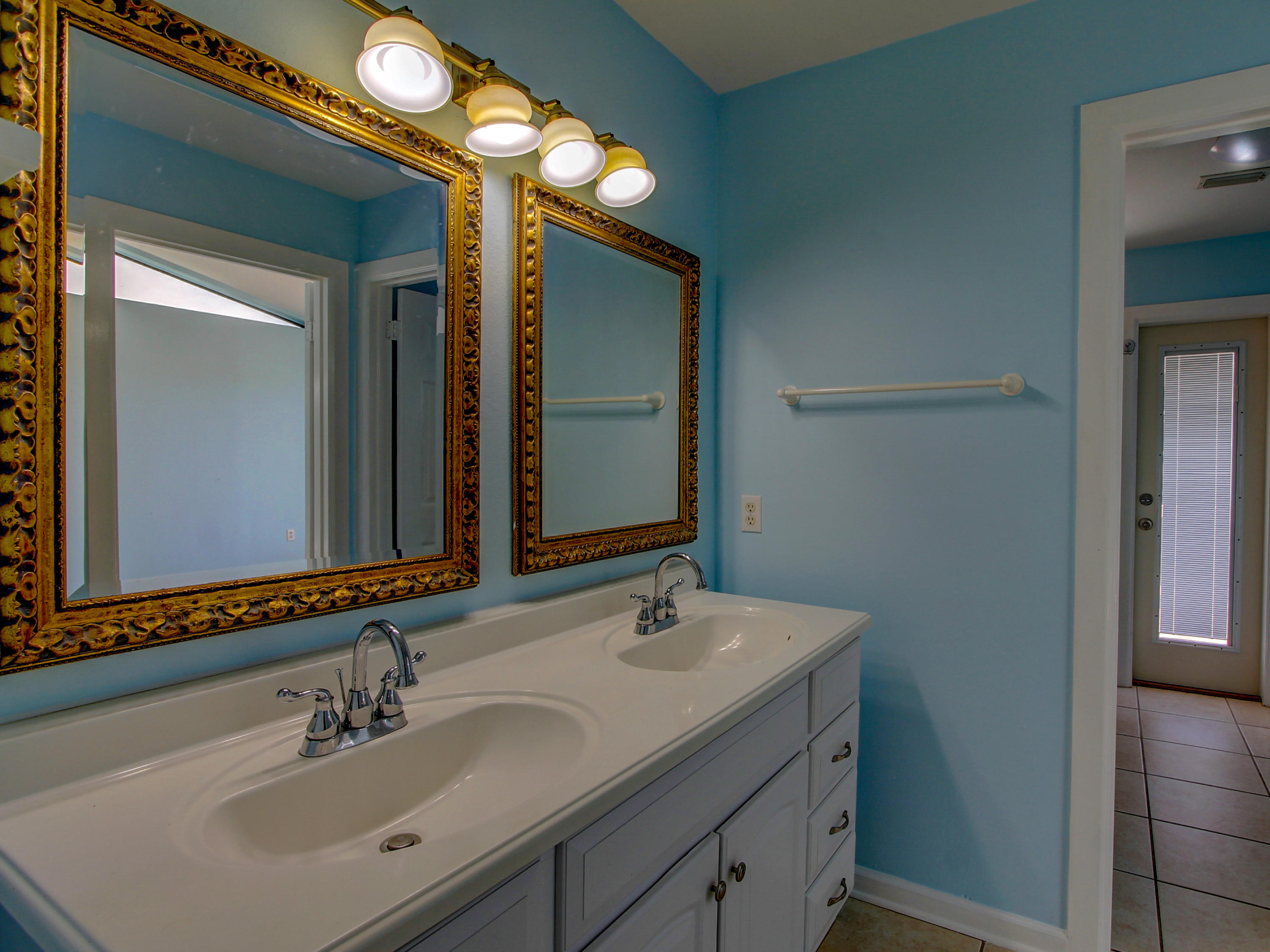 TIGER POINT VILLAGE 1 - 3 - Residential