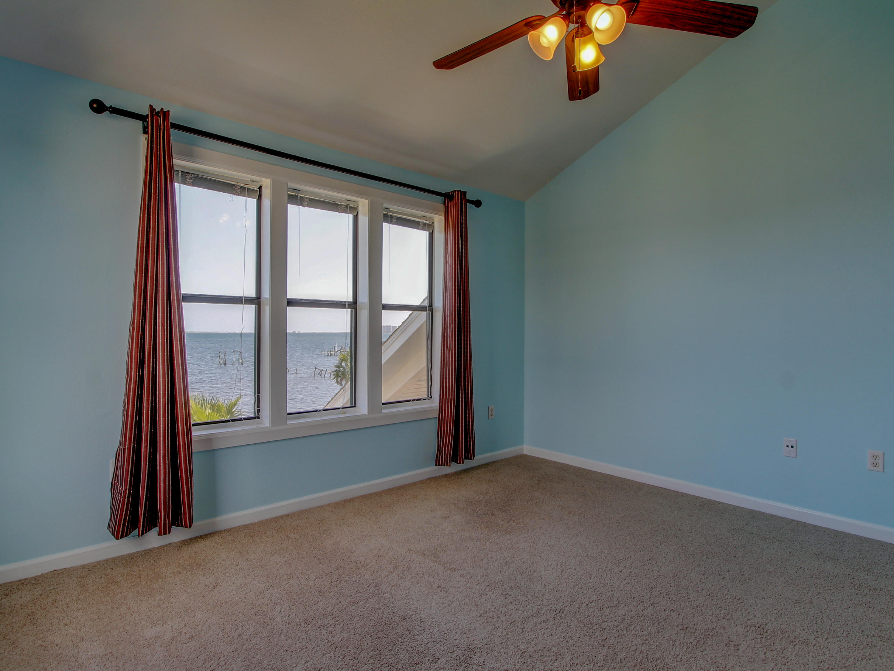 TIGER POINT VILLAGE 1 - 3 - Residential