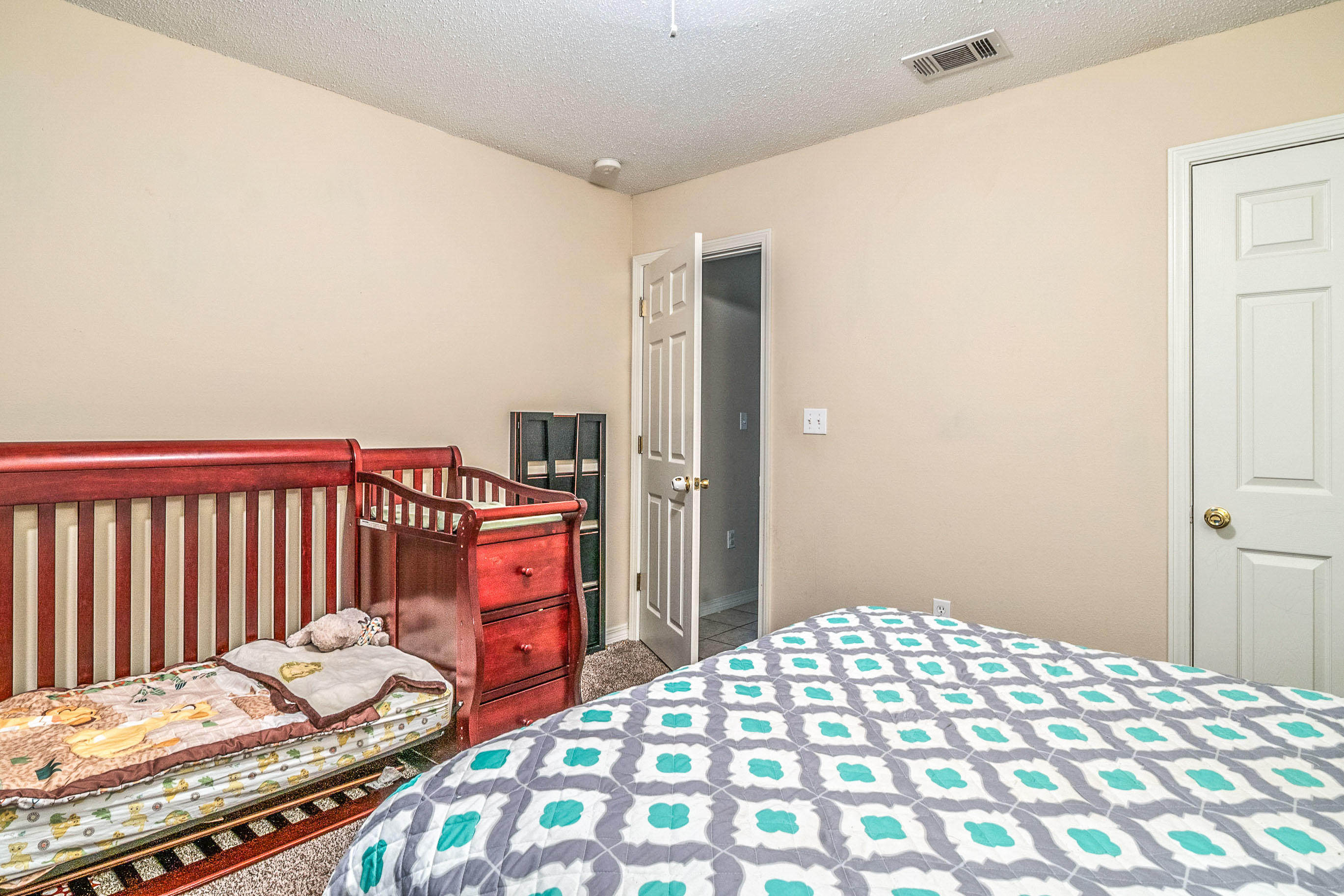 OAKDALE MINI FARMS - Residential