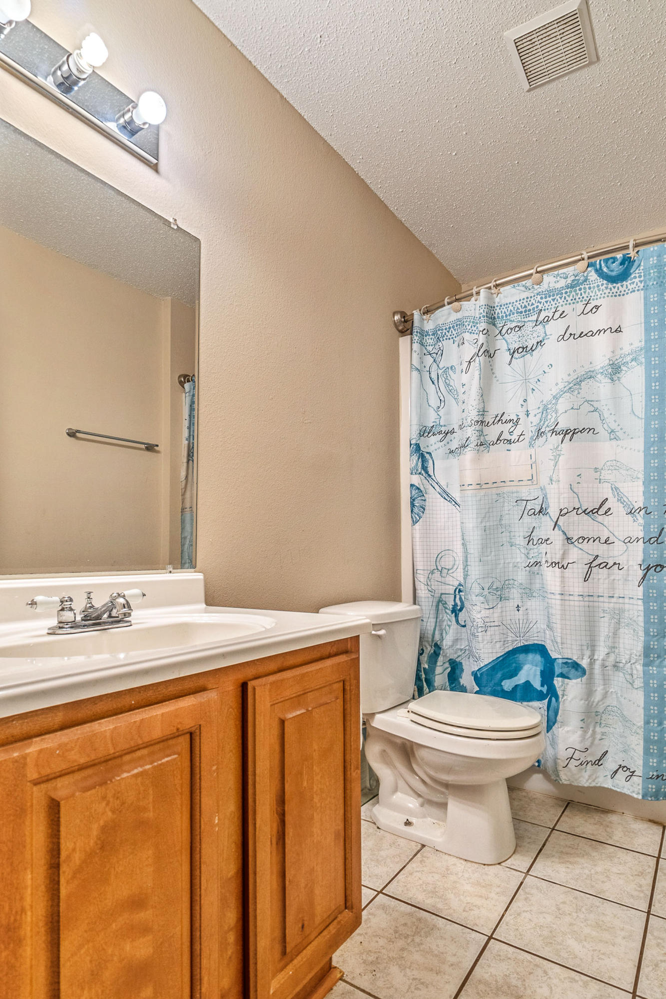 OAKDALE MINI FARMS - Residential