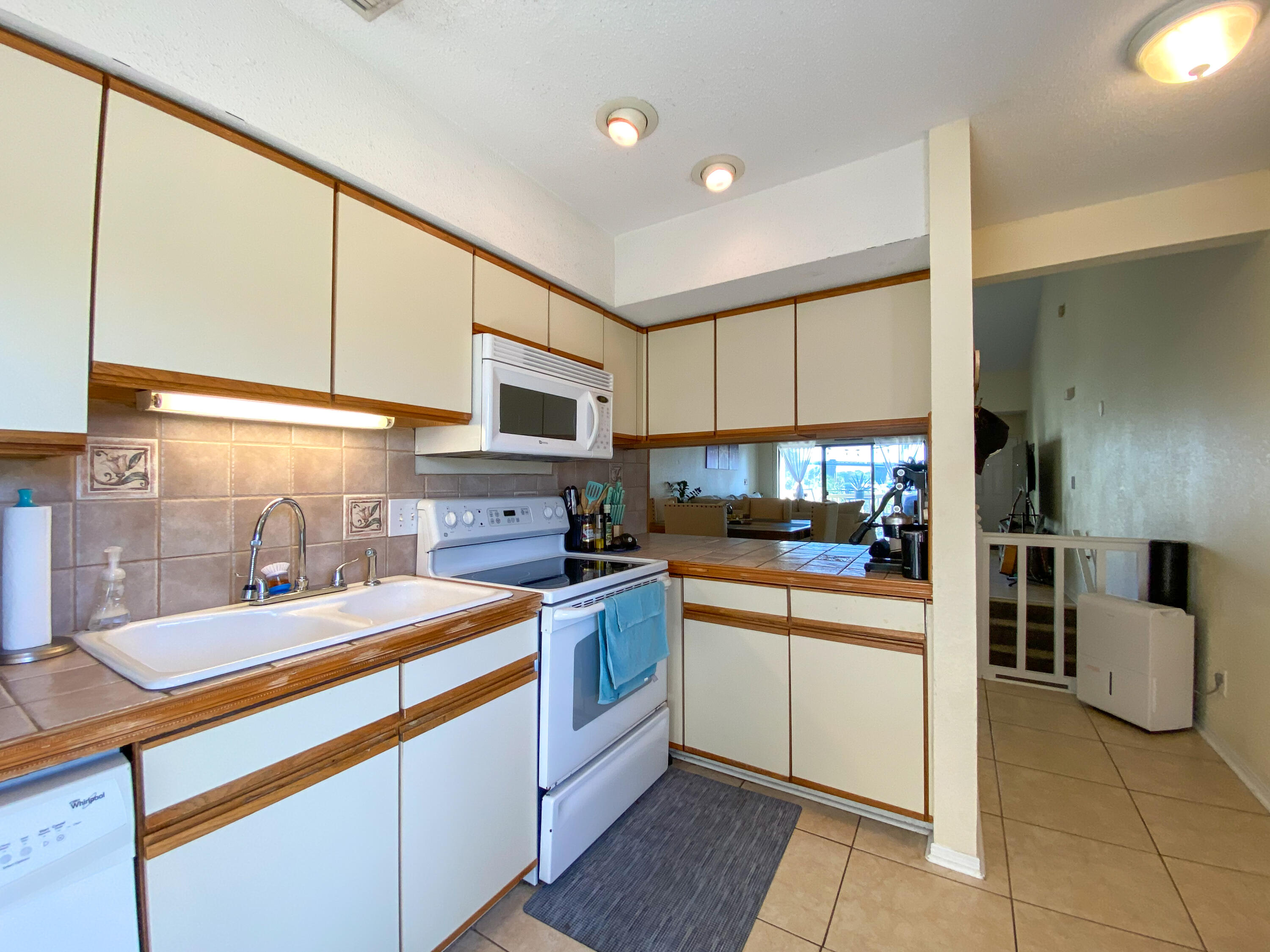 CLIPPER COVE T/H - Residential