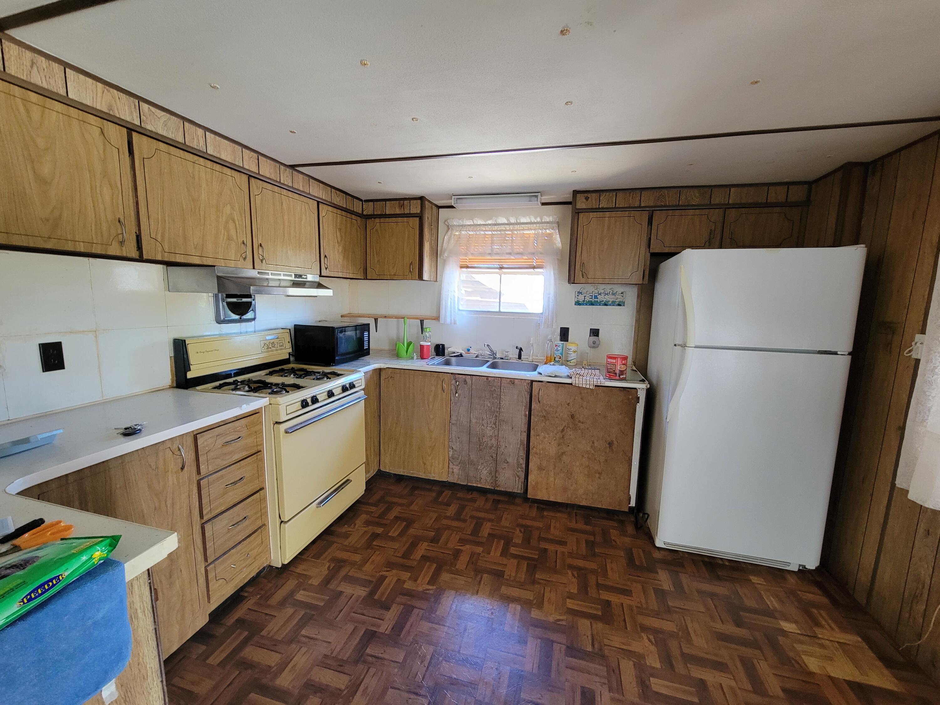OAKWOOD HILLS UNIT 3 - Residential
