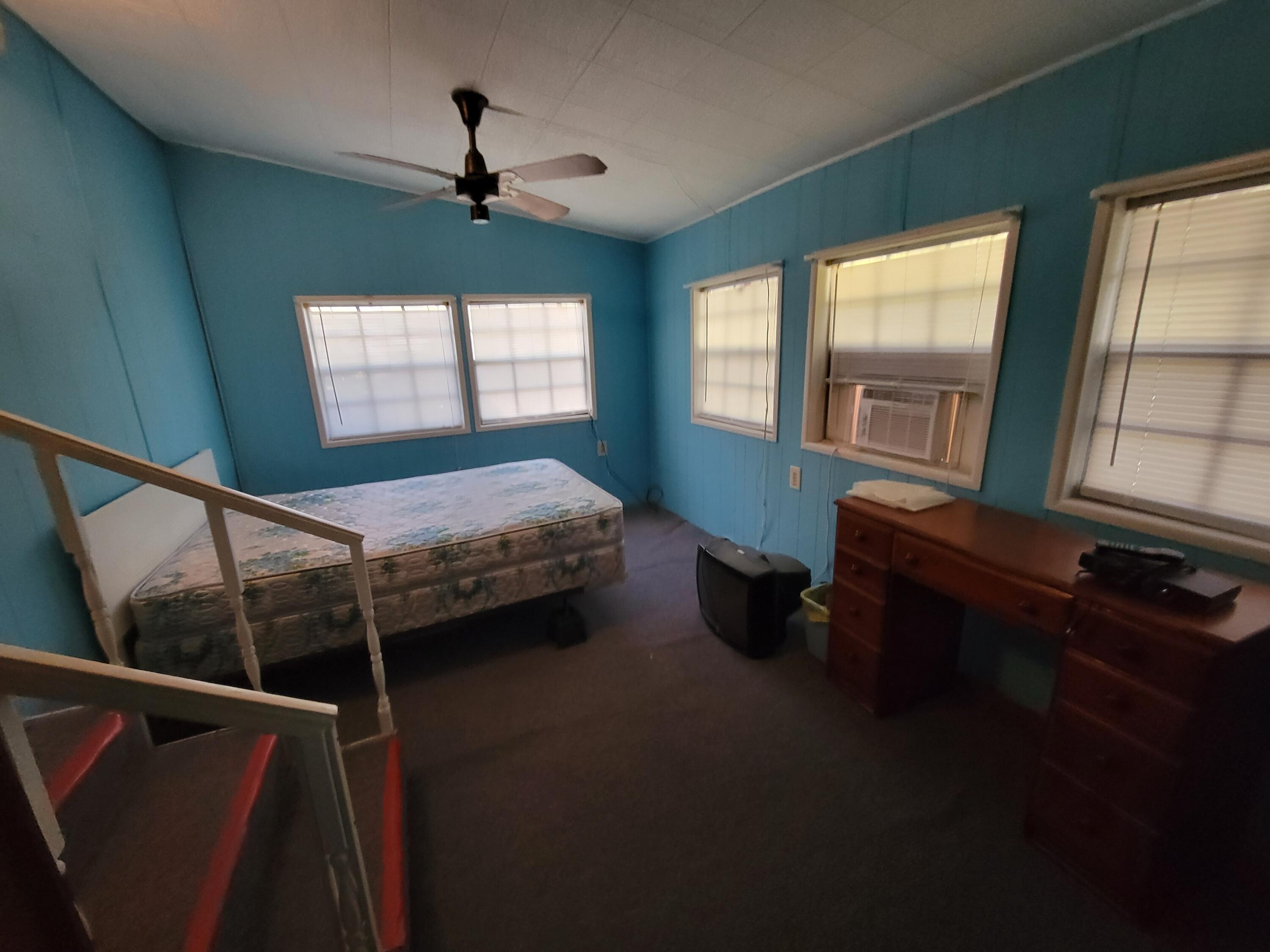 OAKWOOD HILLS UNIT 3 - Residential