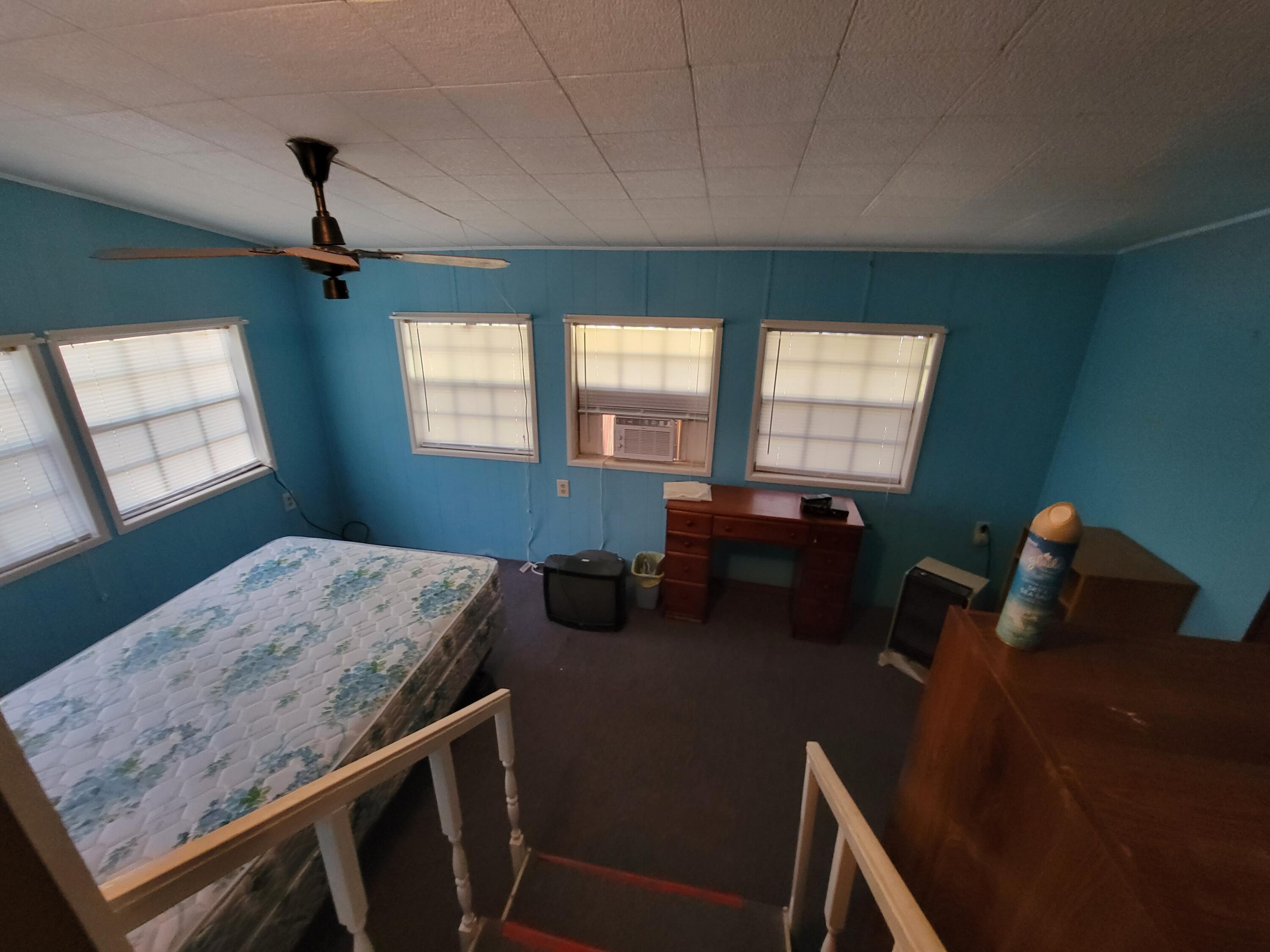 OAKWOOD HILLS UNIT 3 - Residential