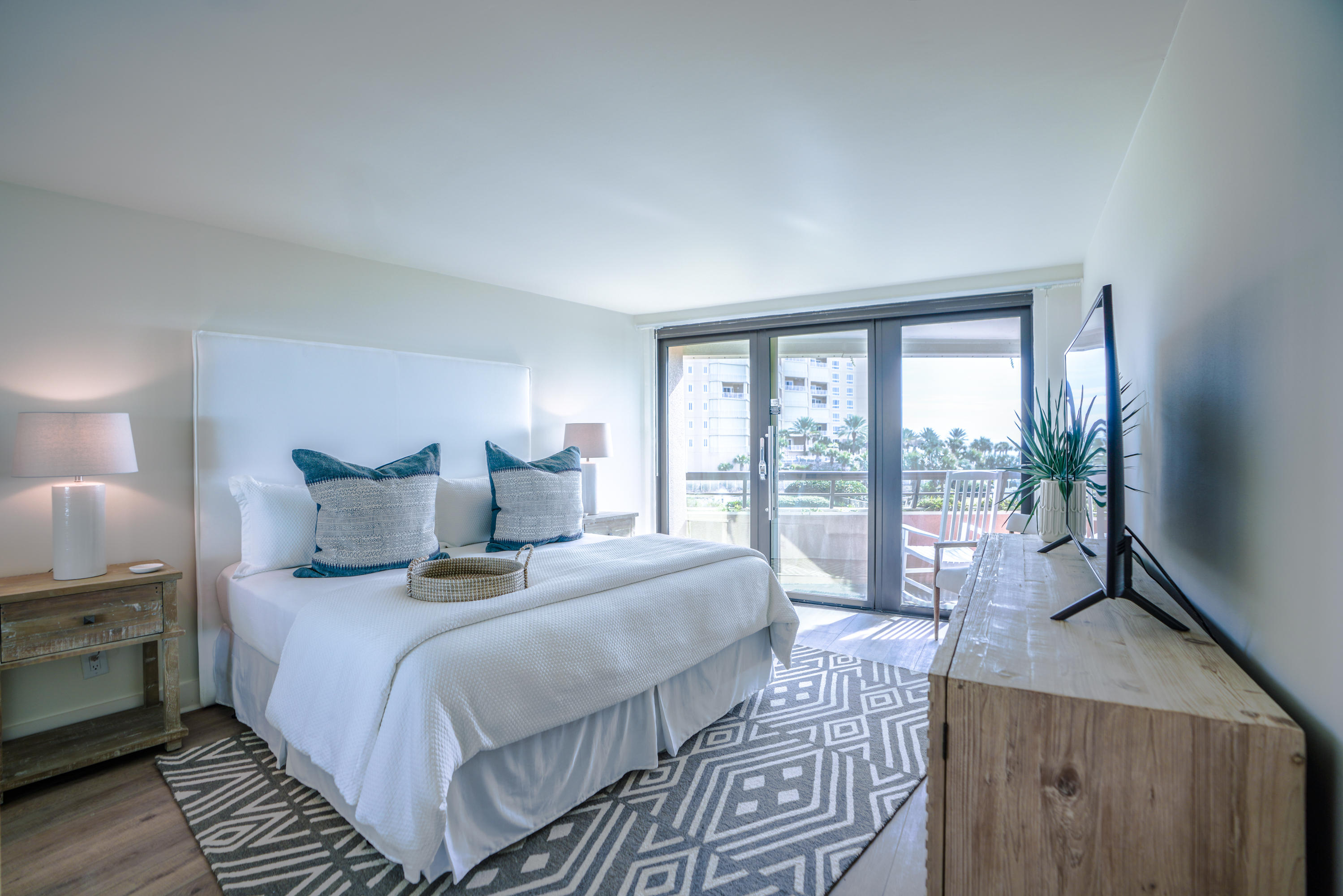 EDGEWATER BEACH CONDO PH 1 - Residential