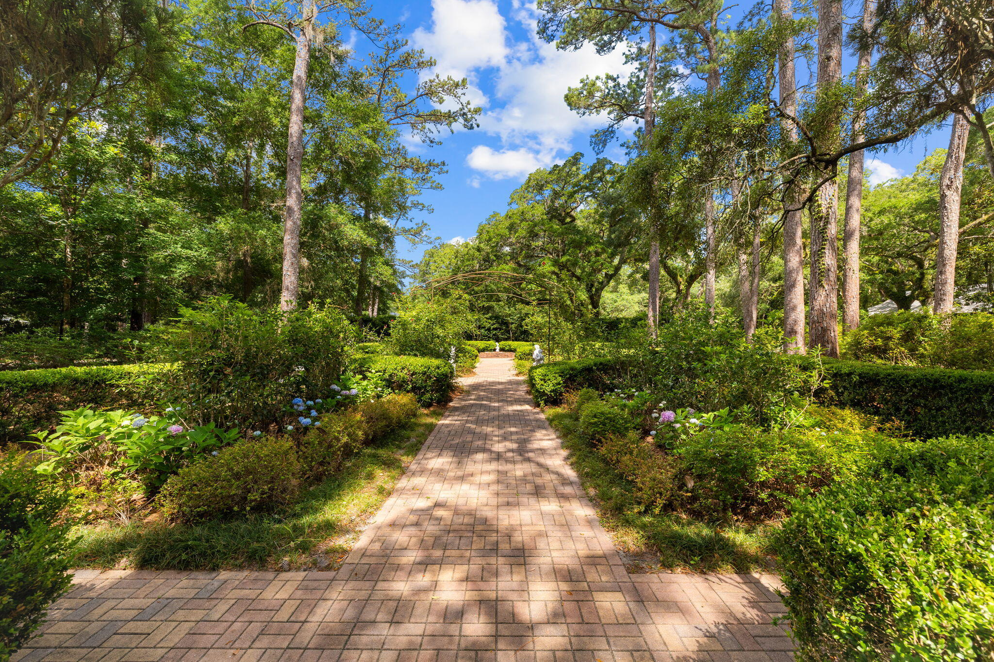 EDEN ESTATES S/D - Residential