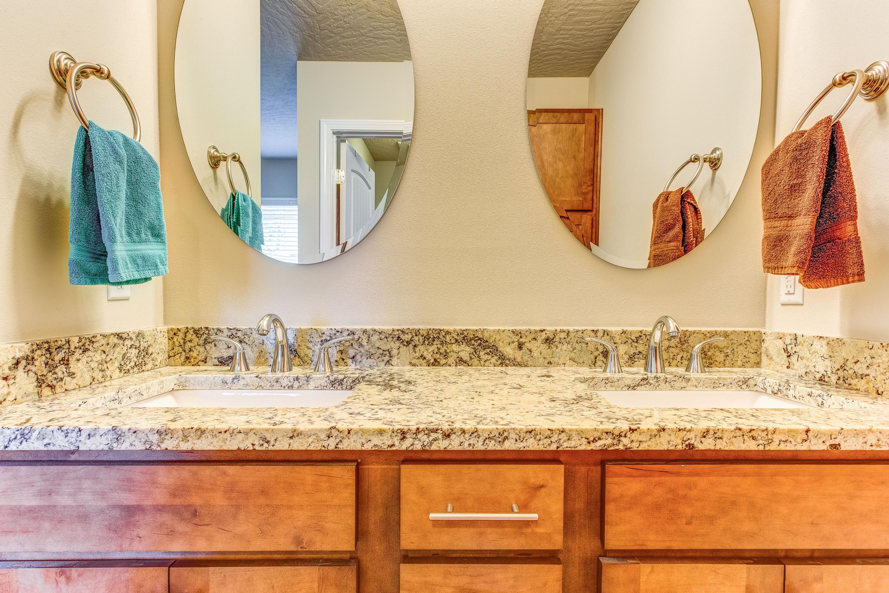 KAITLYNS PRESERVE - Residential