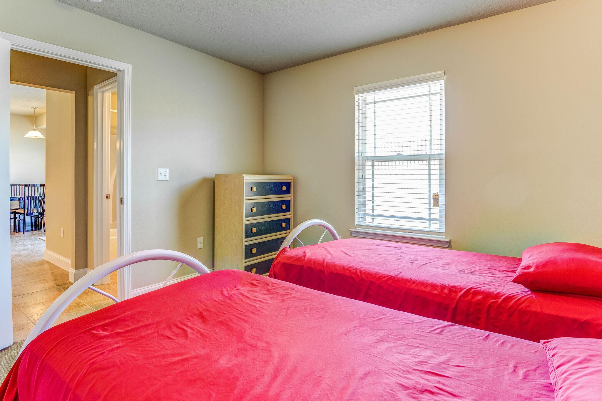 KAITLYNS PRESERVE - Residential