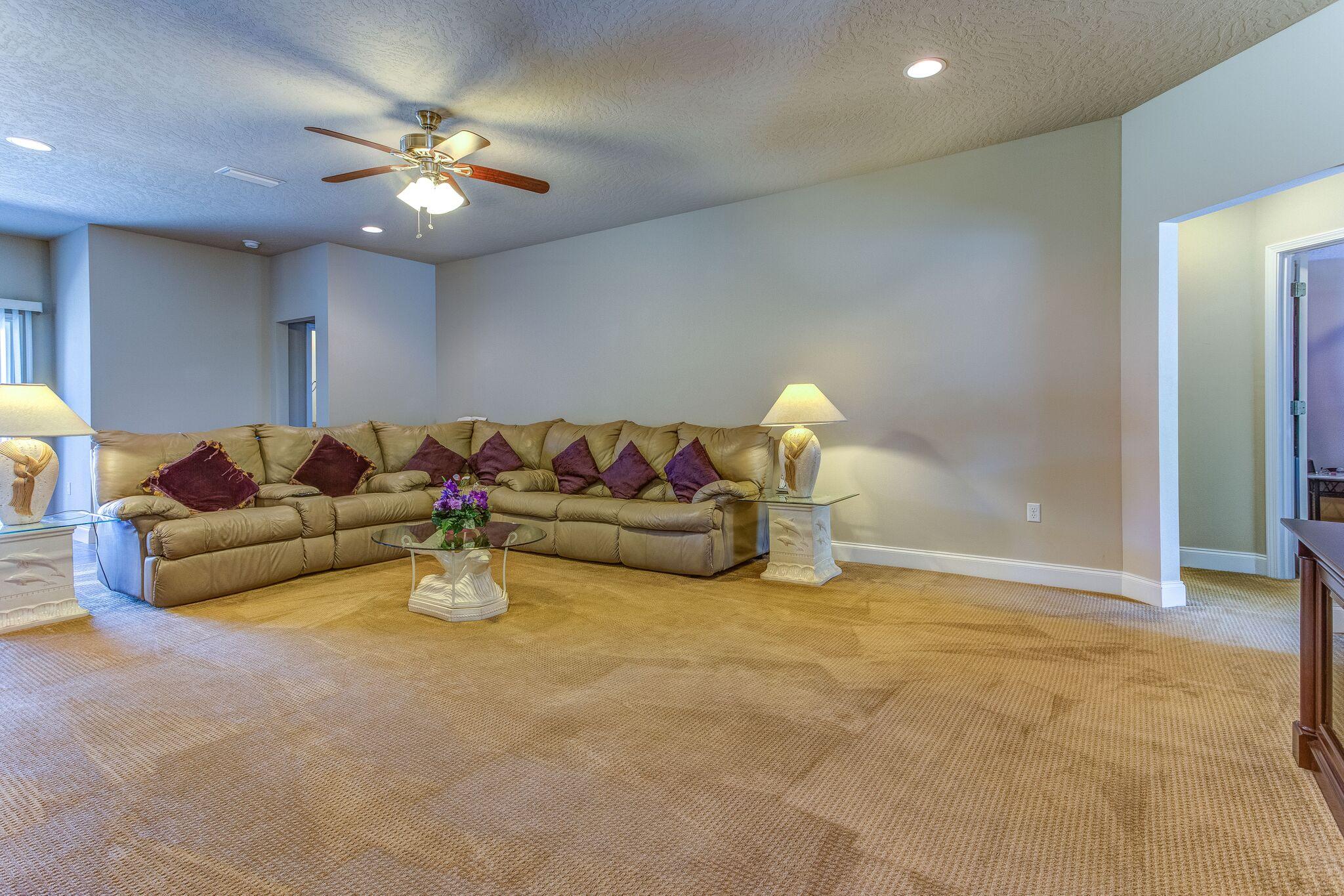 KAITLYNS PRESERVE - Residential