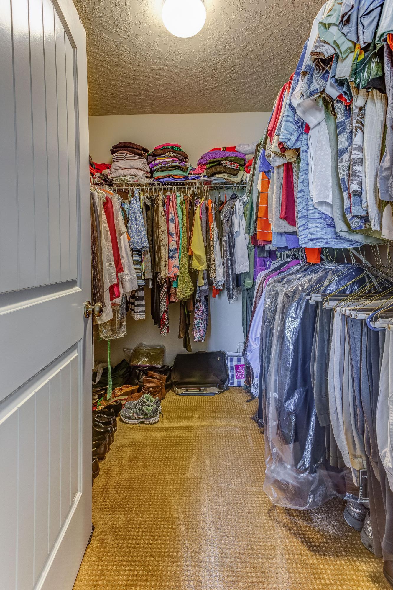 KAITLYNS PRESERVE - Residential