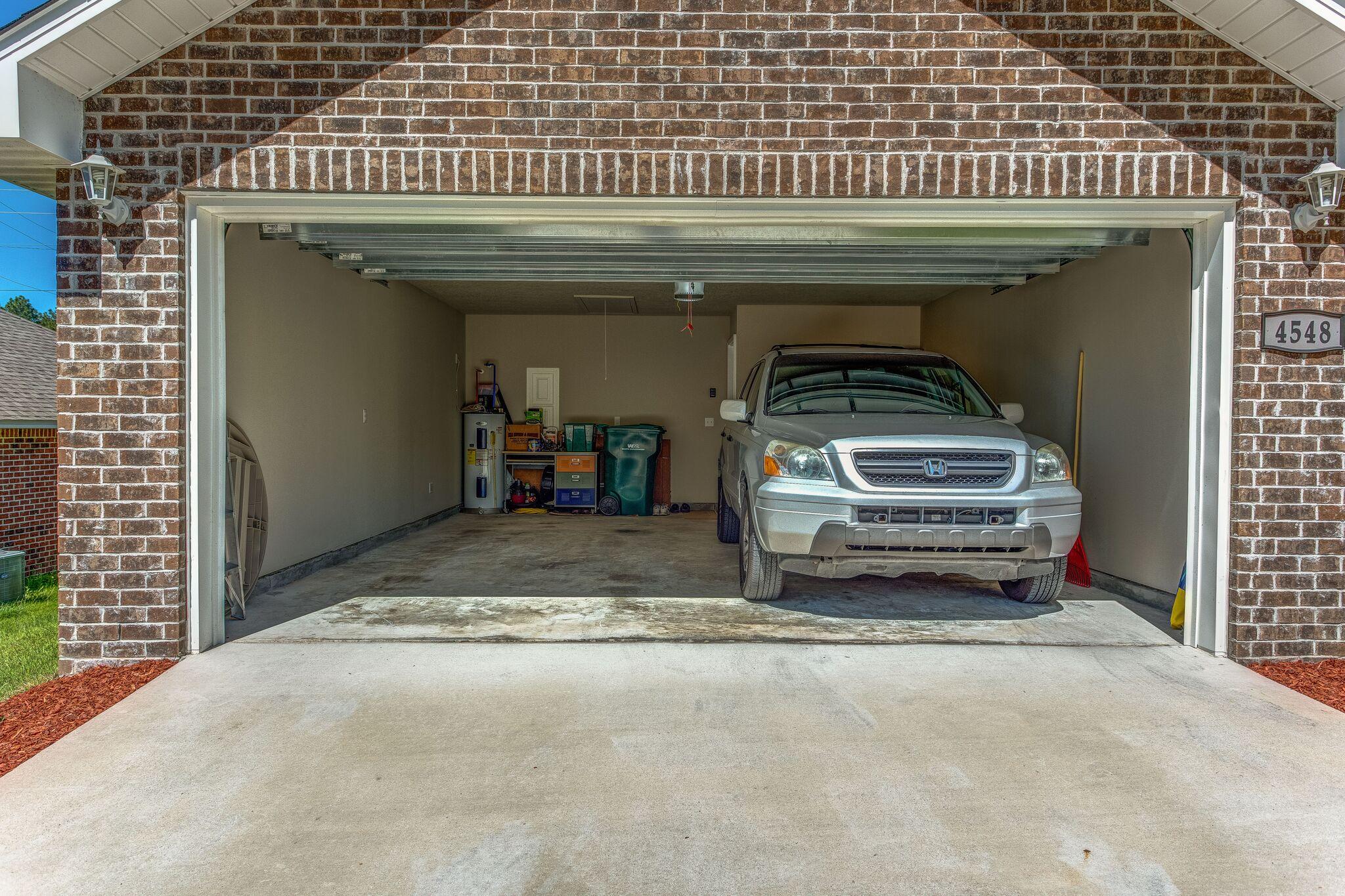 KAITLYNS PRESERVE - Residential