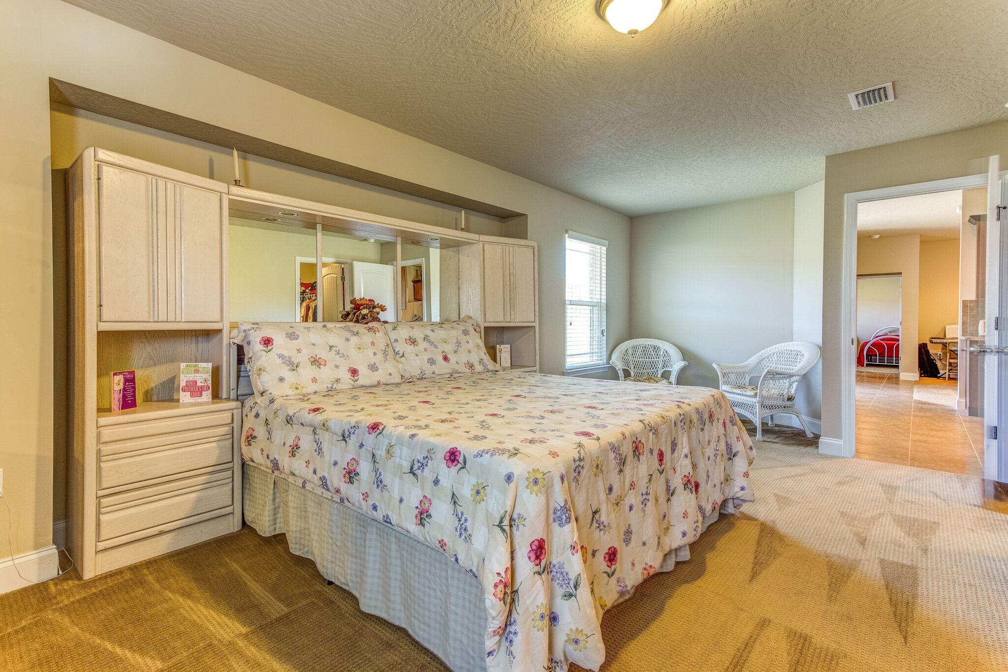 KAITLYNS PRESERVE - Residential