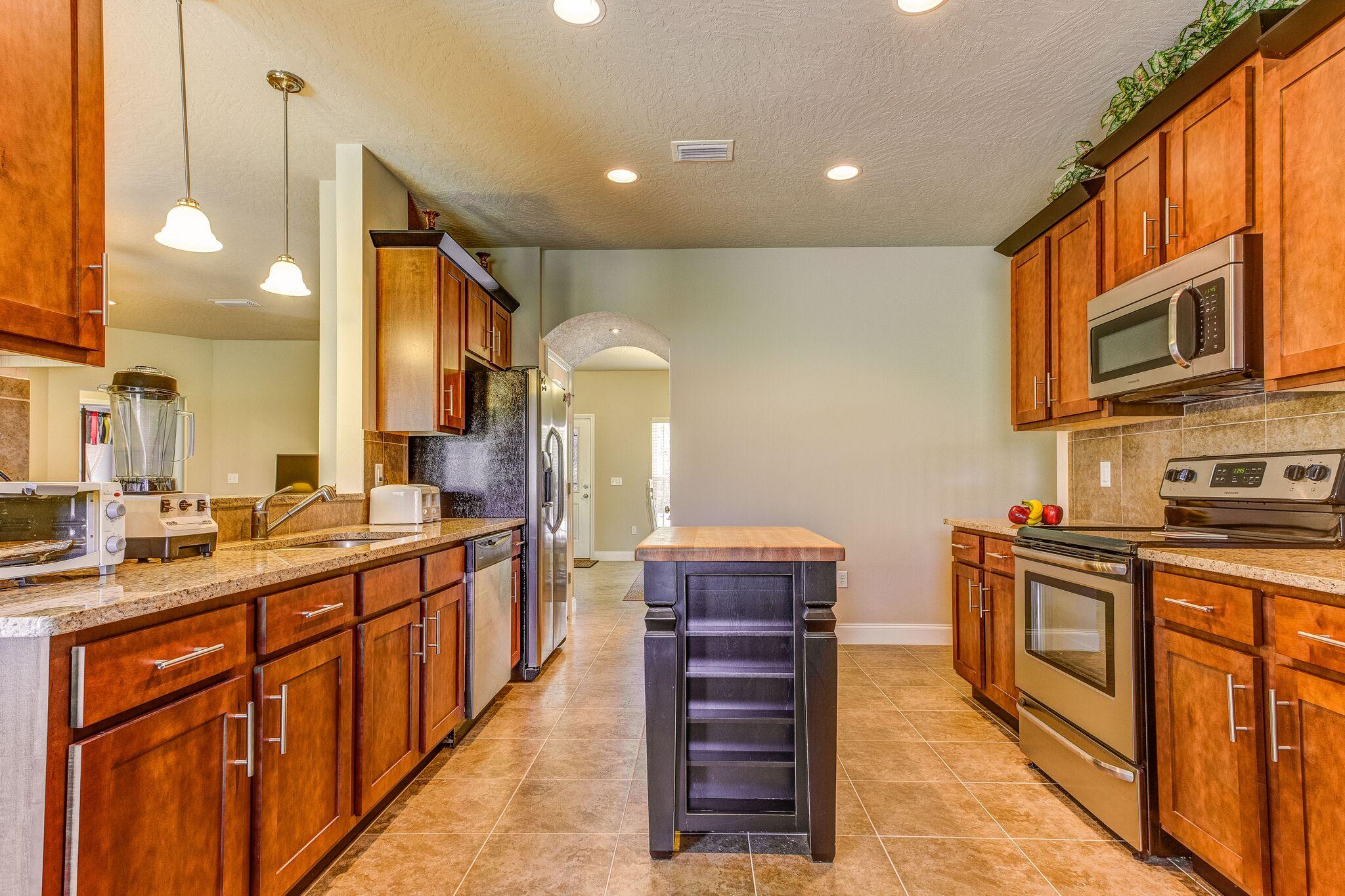 KAITLYNS PRESERVE - Residential