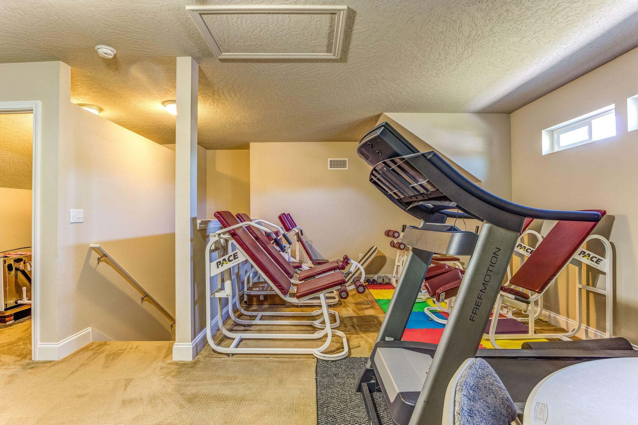 KAITLYNS PRESERVE - Residential