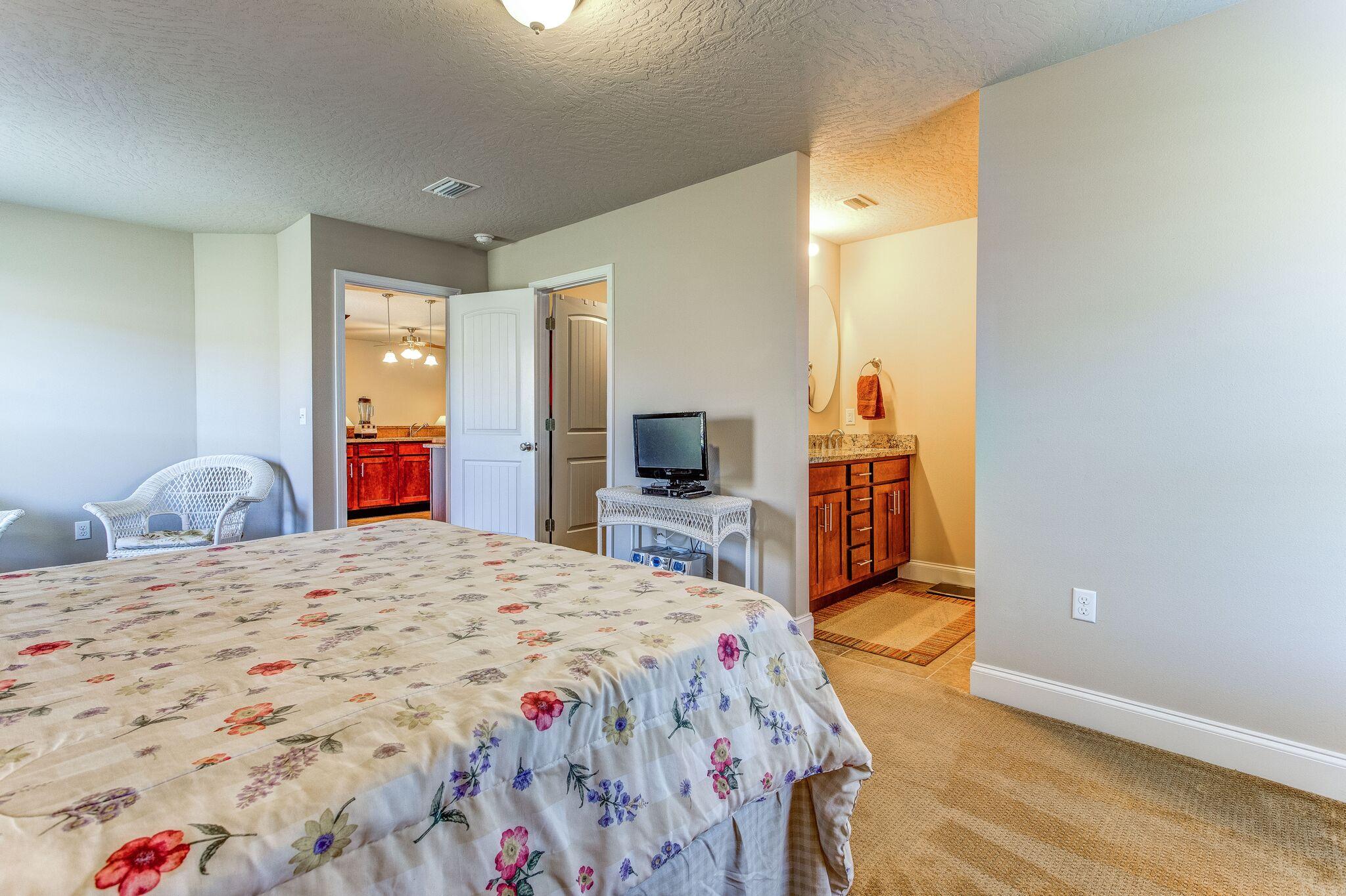 KAITLYNS PRESERVE - Residential