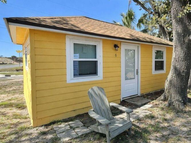 Greater Camp Walton / Downtown FWB - Residential Lease