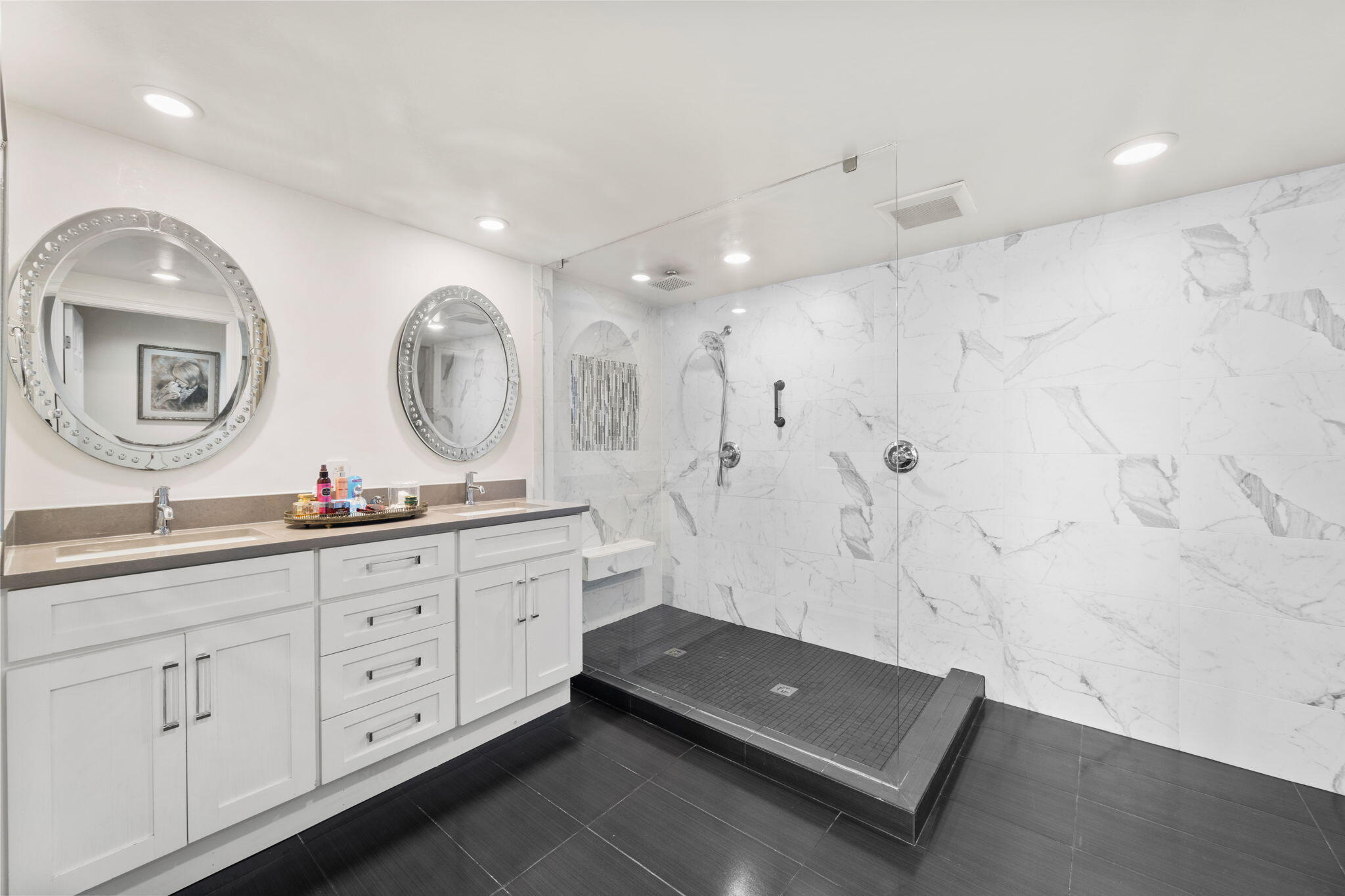 STERLING SHORES - Residential