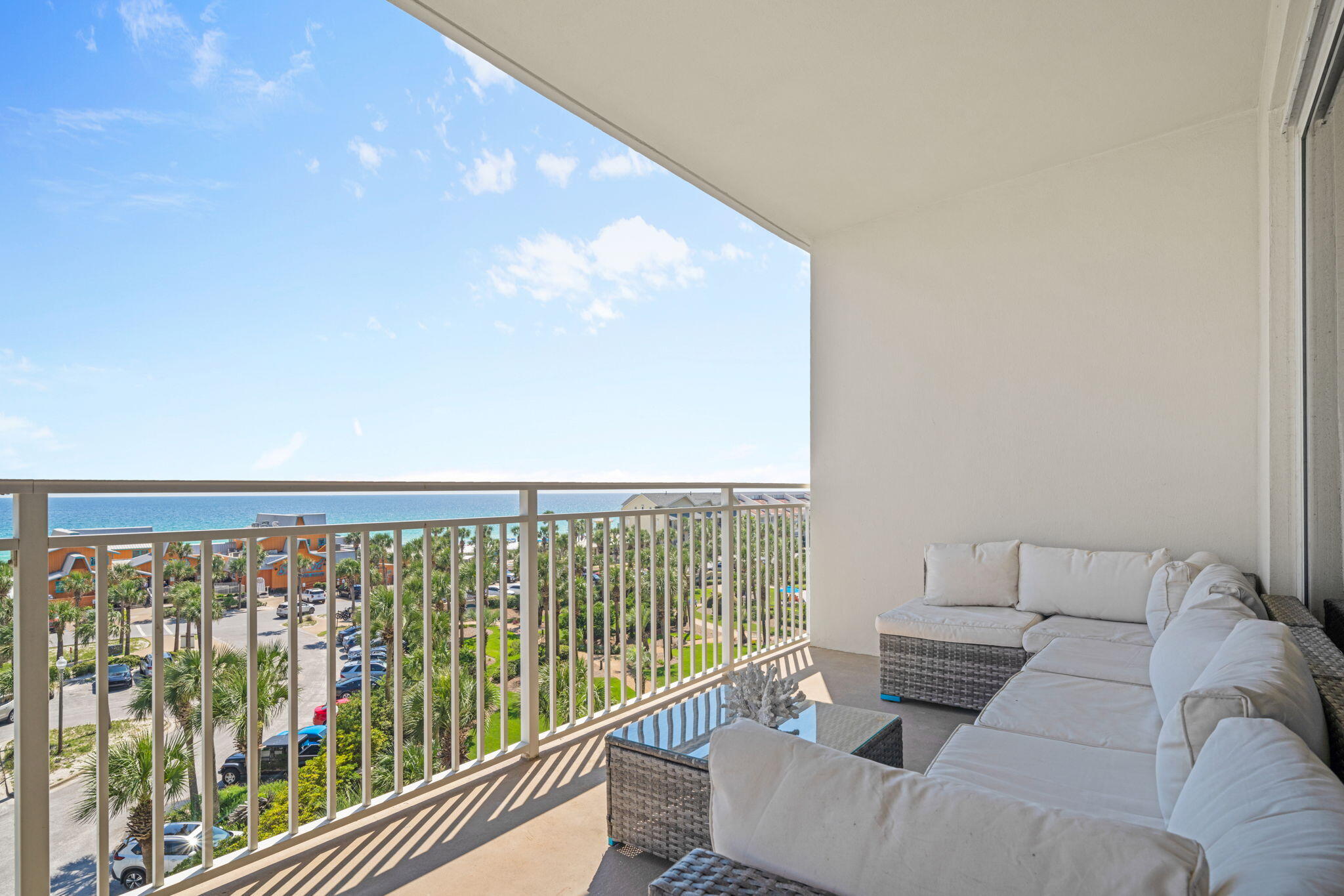 STERLING SHORES - Residential