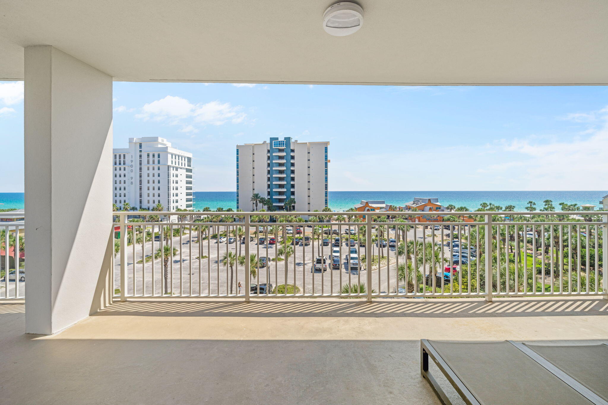 STERLING SHORES - Residential