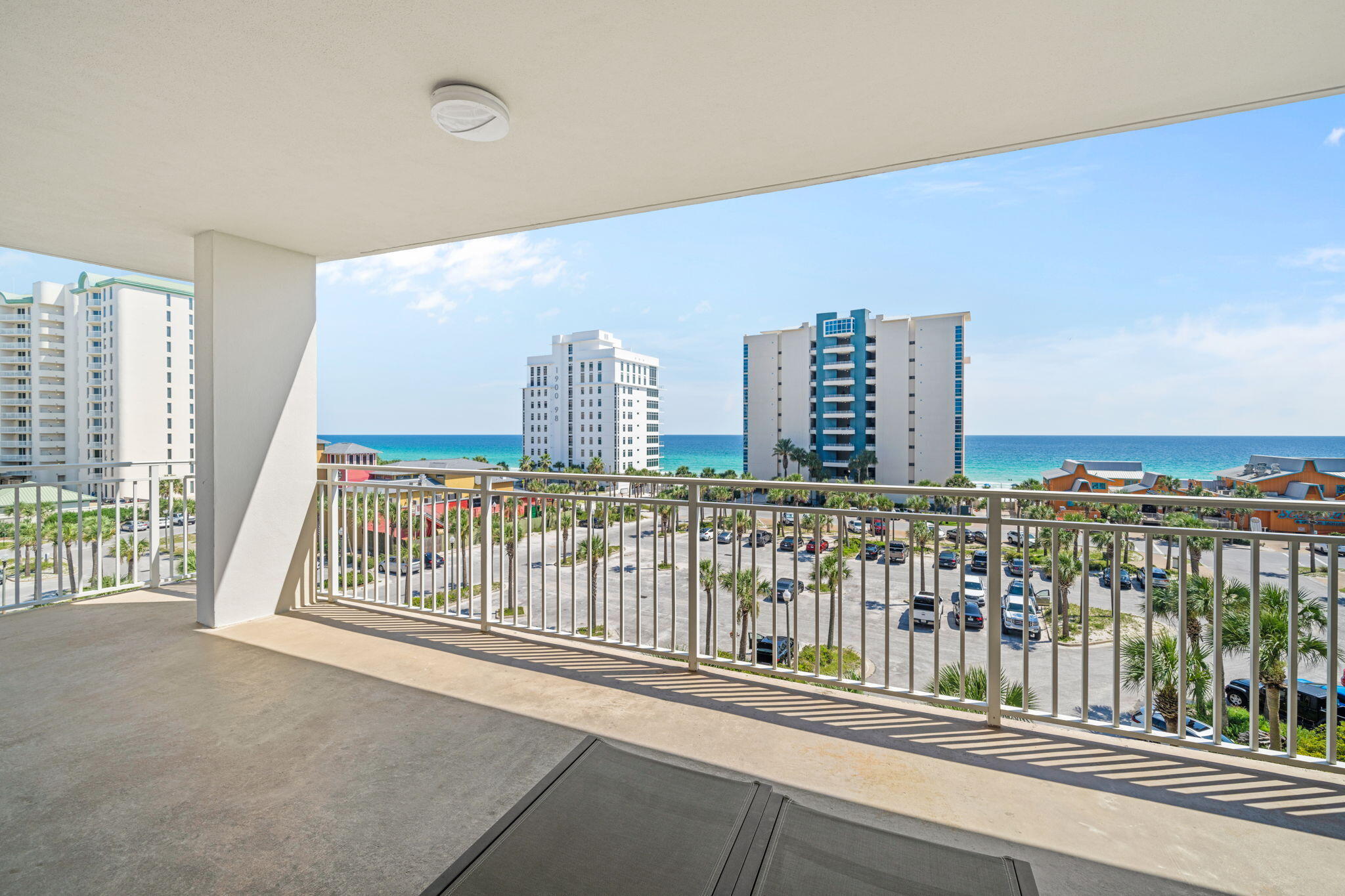 STERLING SHORES - Residential