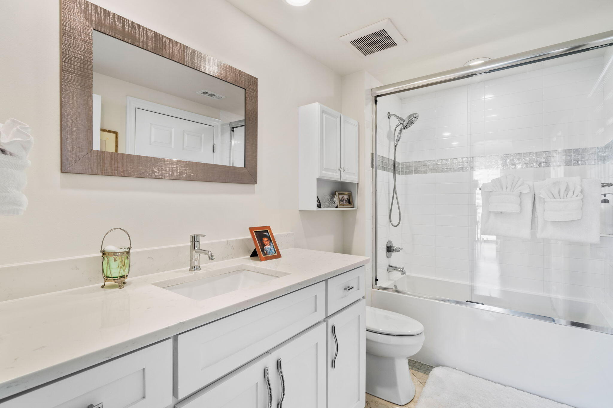 STERLING SHORES - Residential
