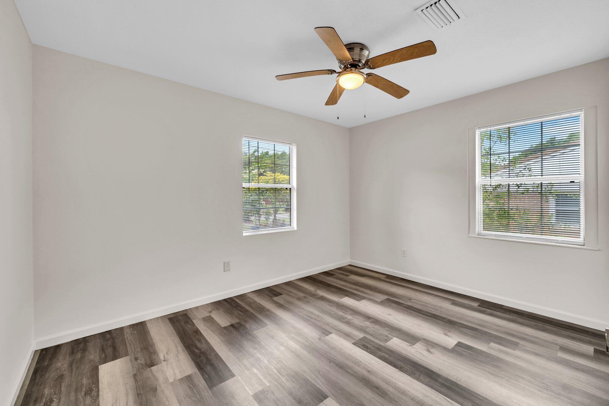 PINECREST HILLS - Residential