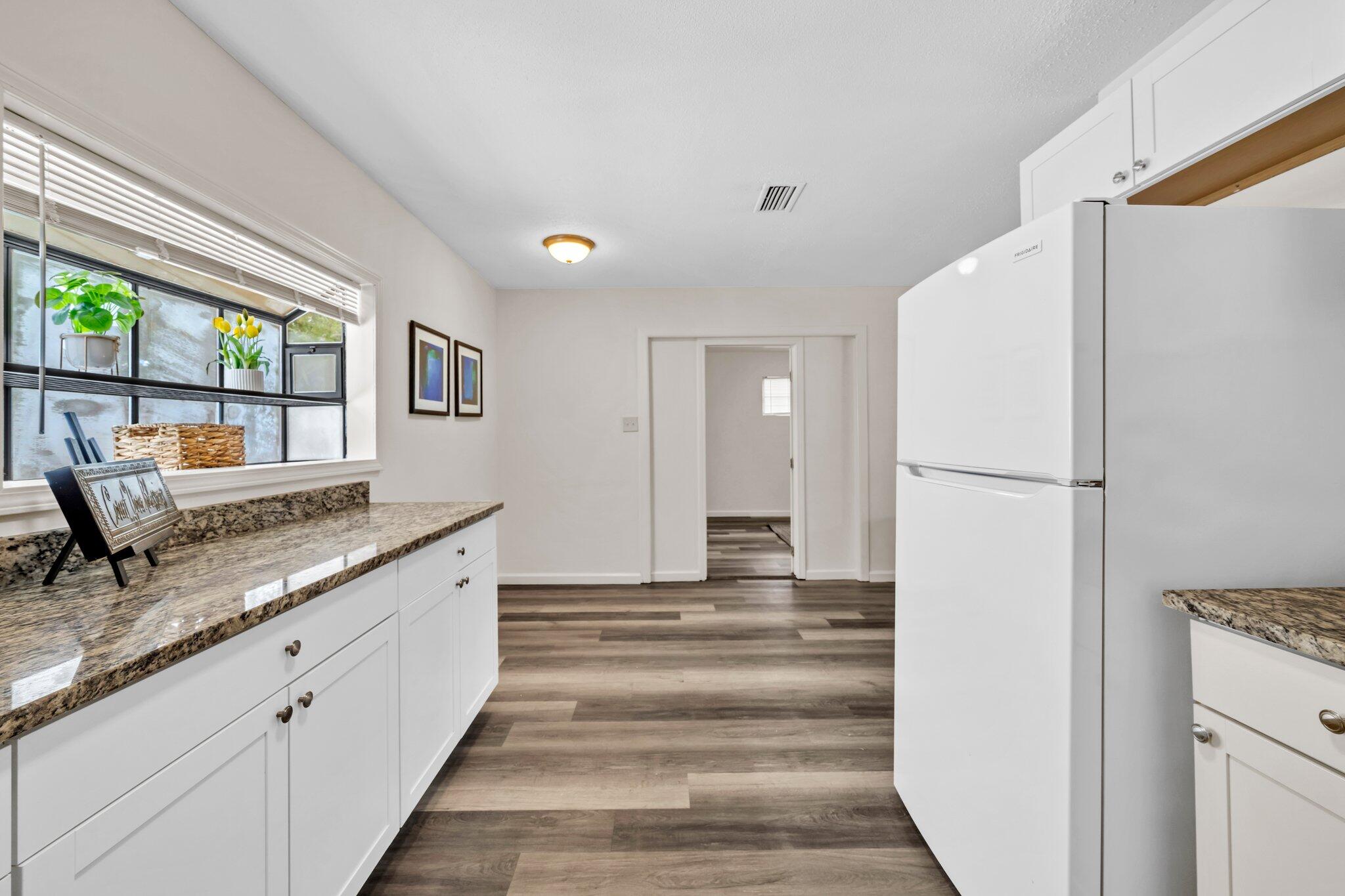 PINECREST HILLS - Residential