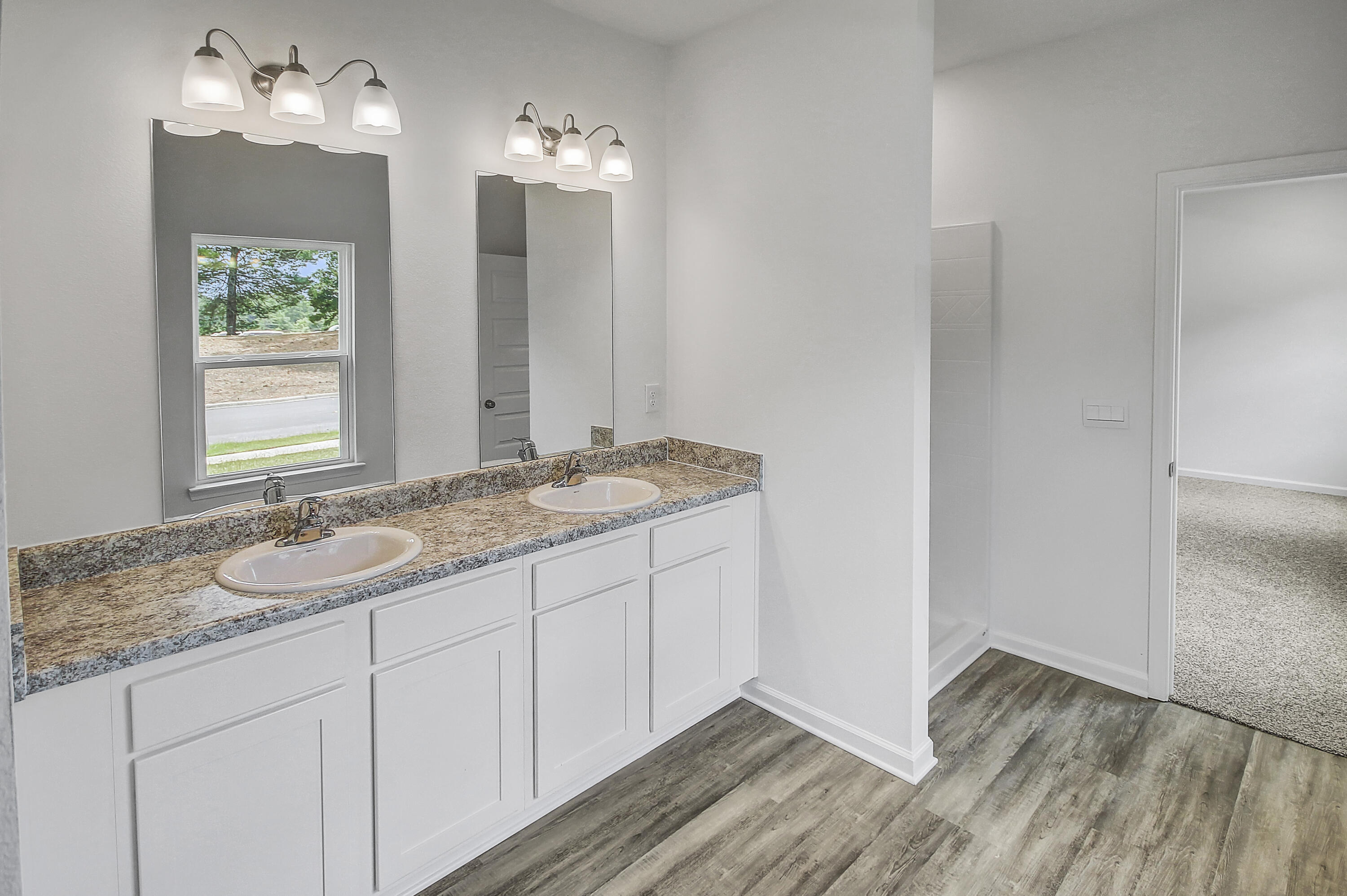 Owl's Head East - Residential