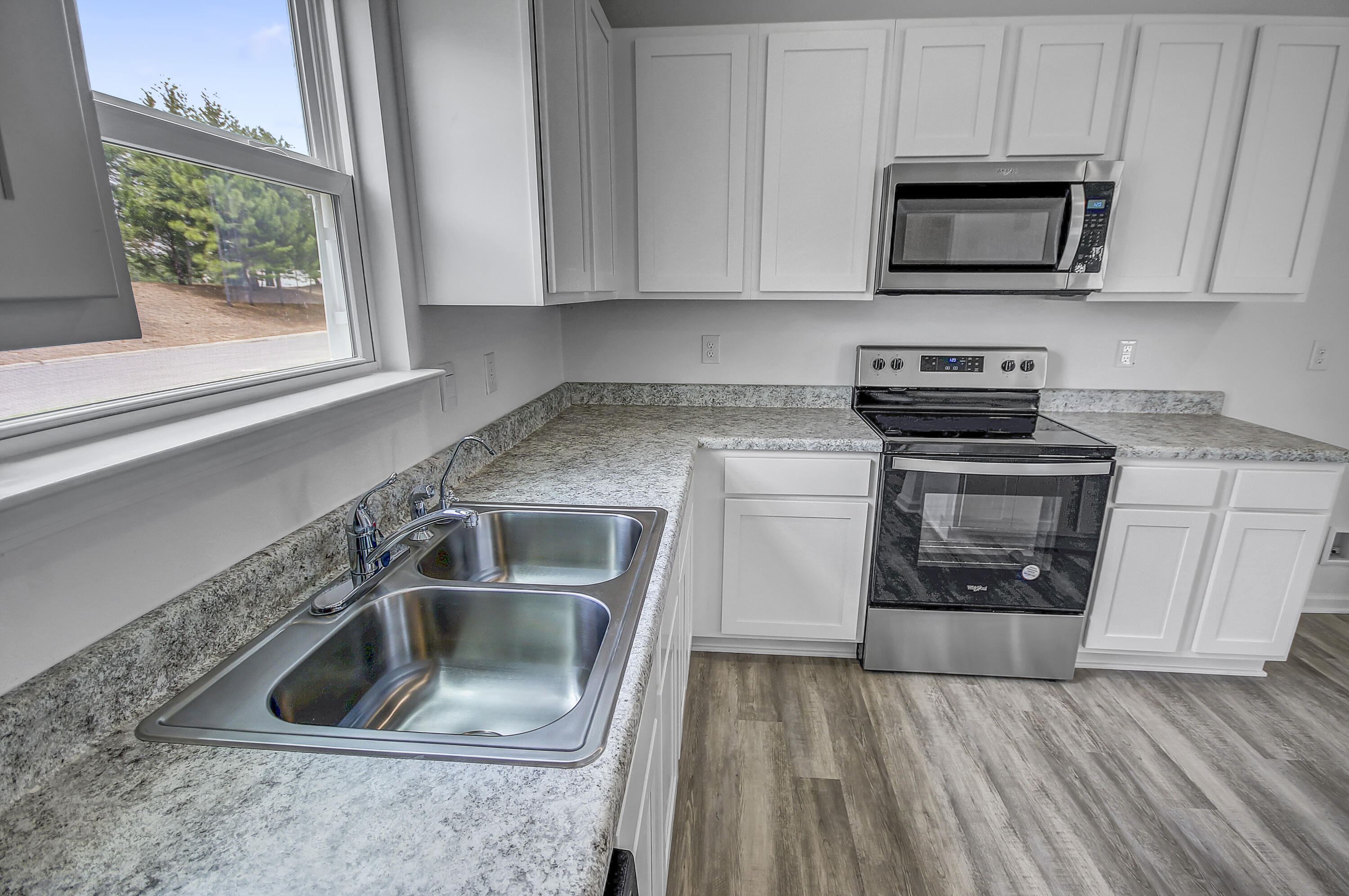 Owl's Head East - Residential