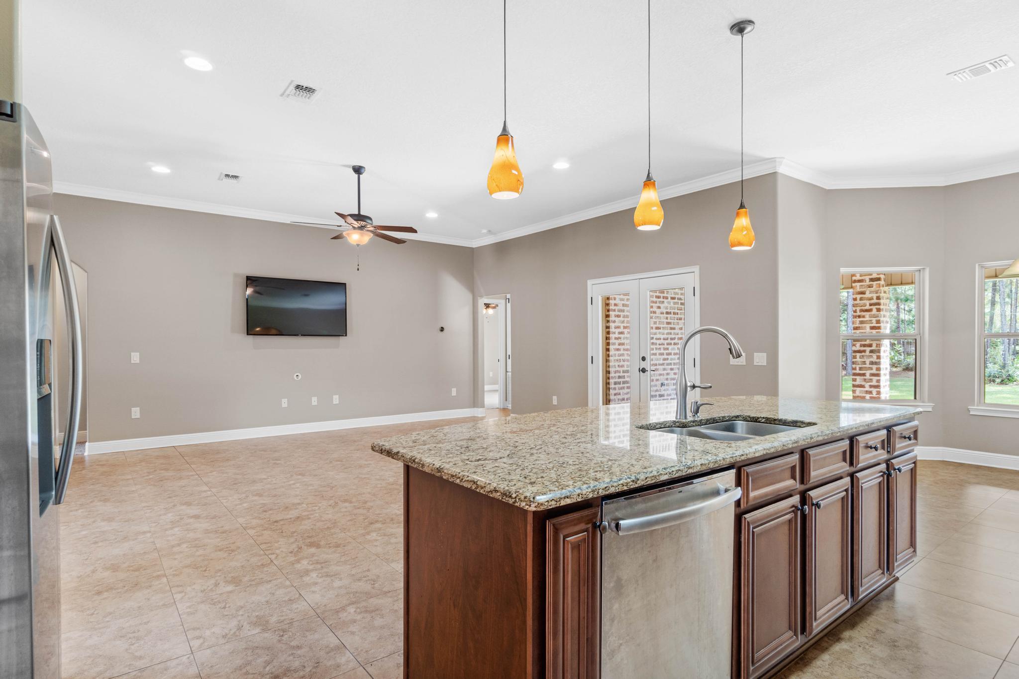 HOLLEY BY THE SEA - Residential