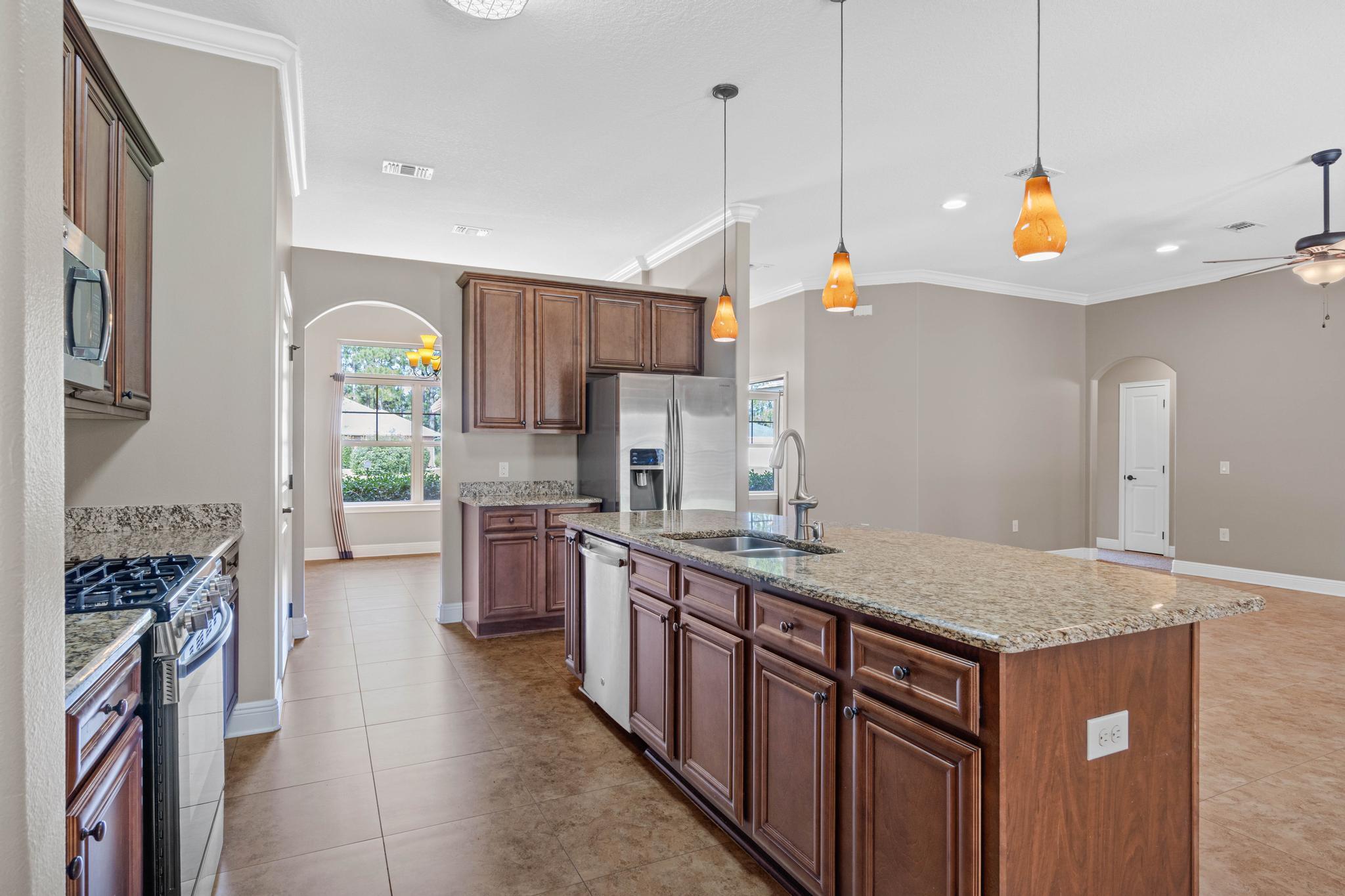 HOLLEY BY THE SEA - Residential