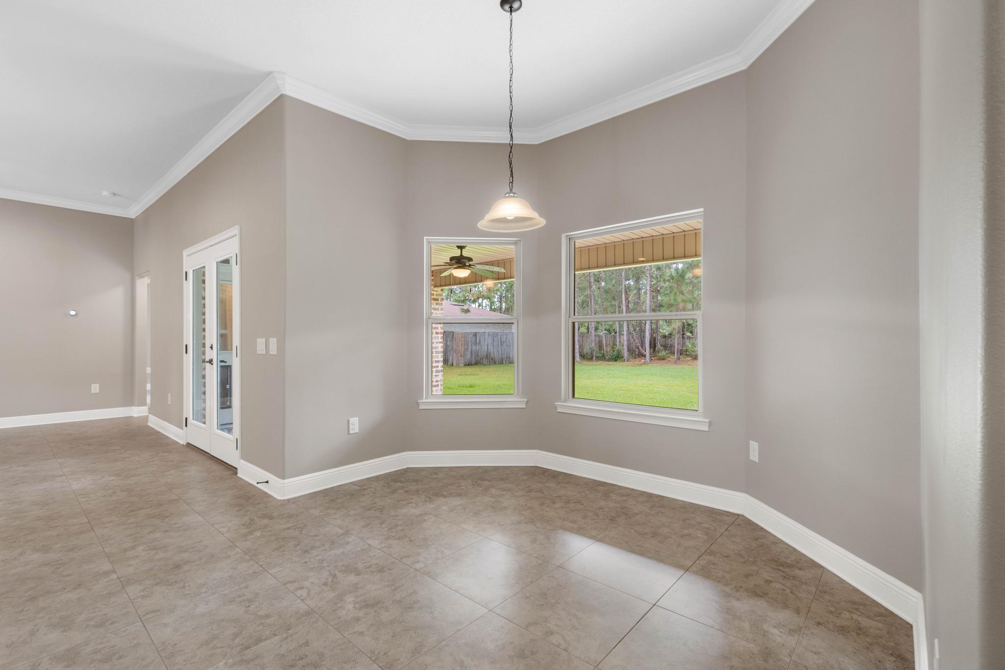 HOLLEY BY THE SEA - Residential