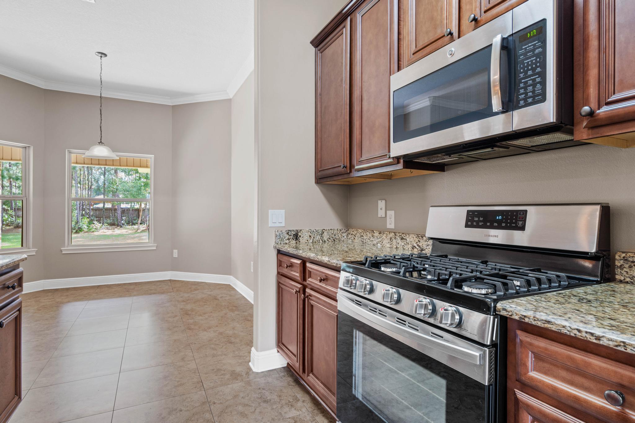 HOLLEY BY THE SEA - Residential