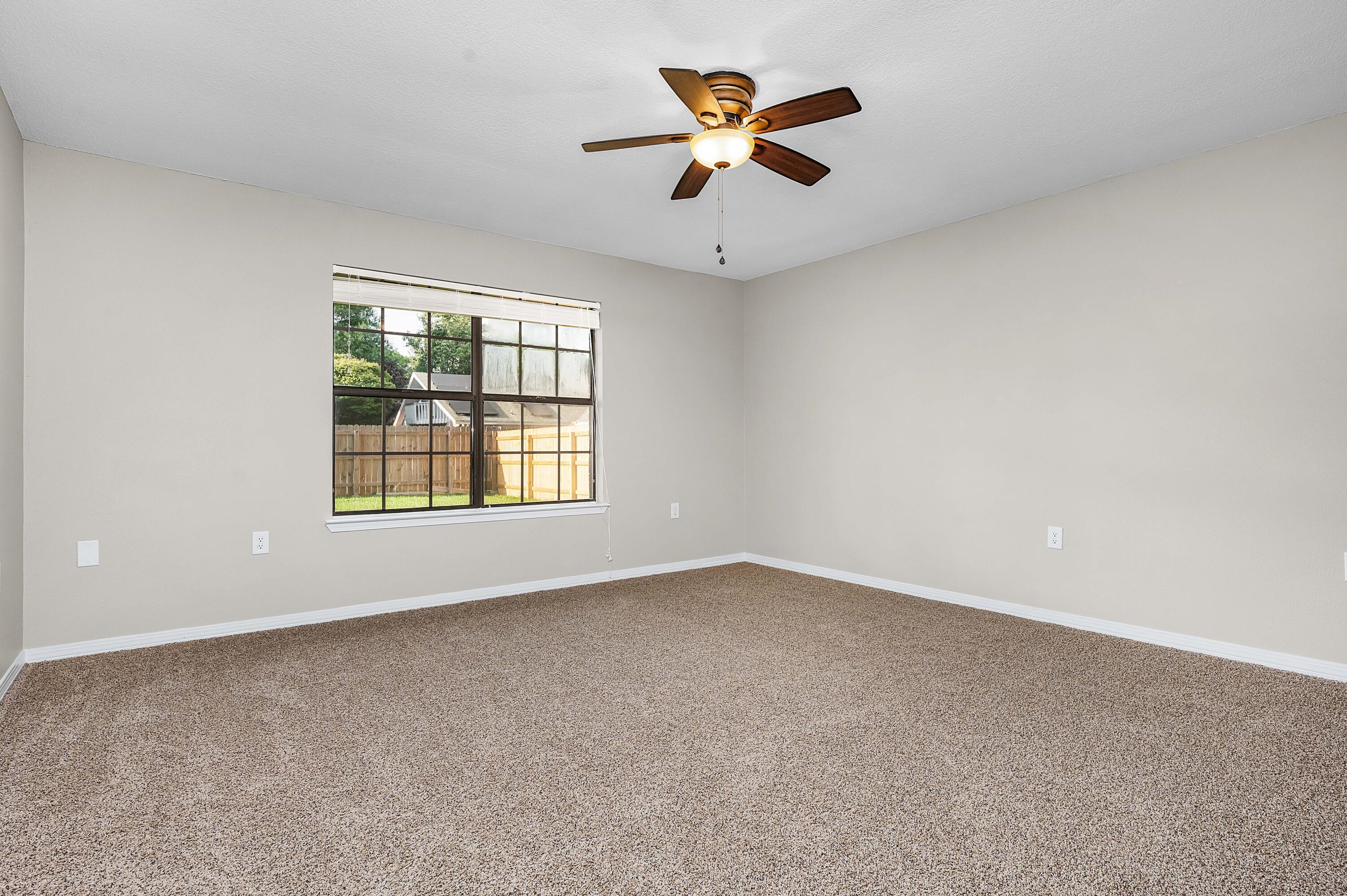 MARY ESTHER MANOR 1ST ADDN - Residential