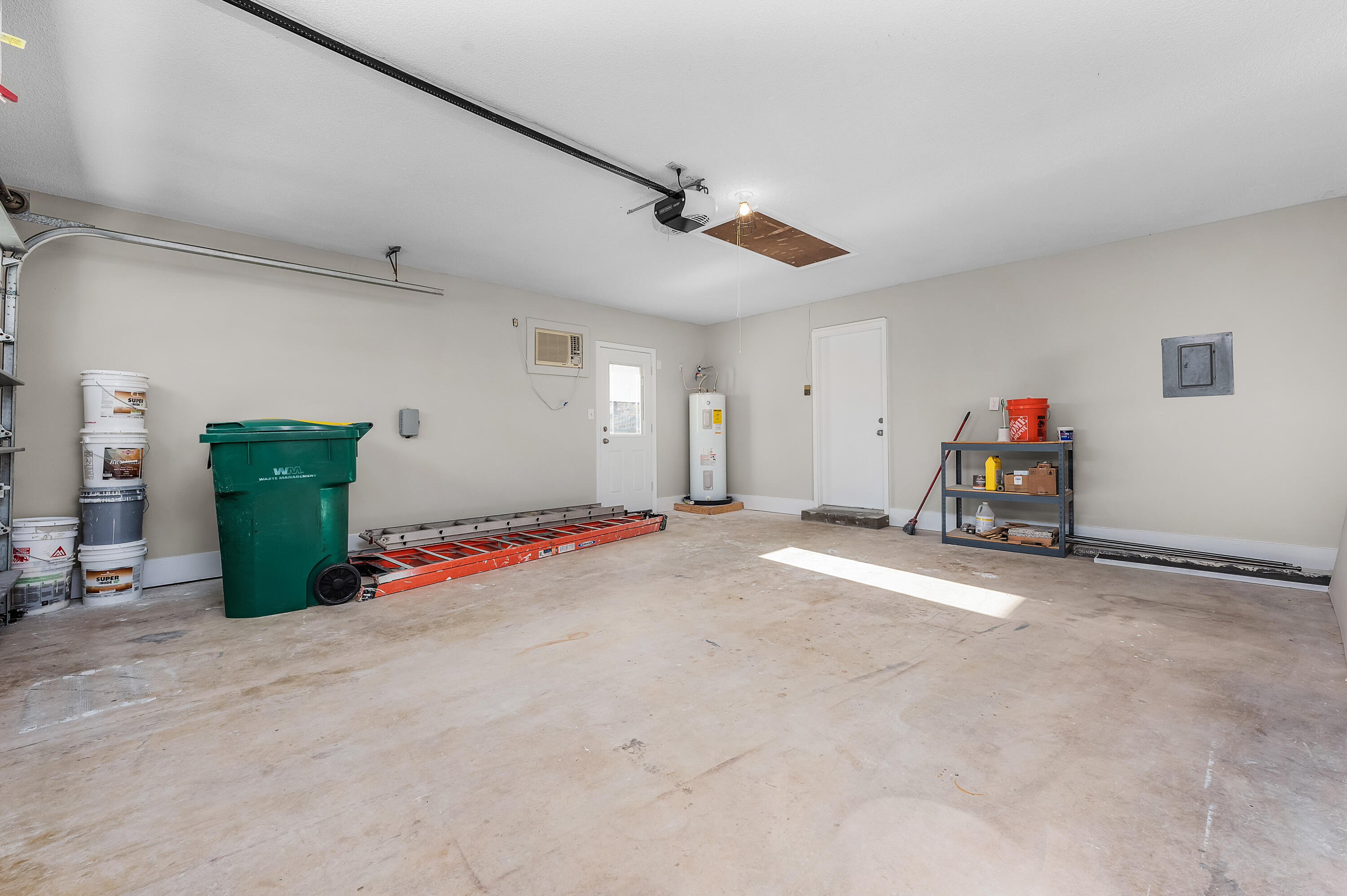 MARY ESTHER MANOR 1ST ADDN - Residential