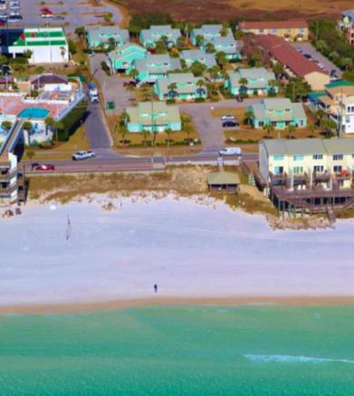 SEA CABINS T/H - Residential