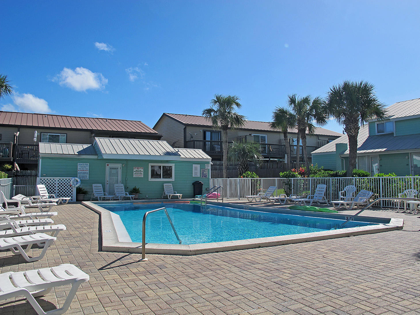 SEA CABINS T/H - Residential