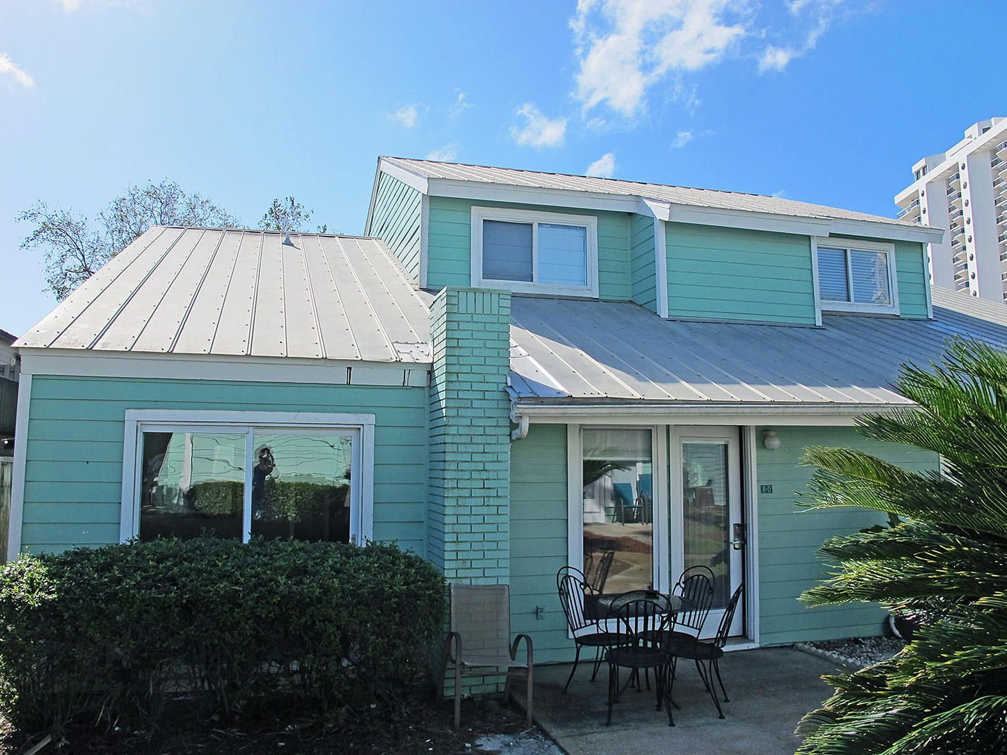 SEA CABINS T/H - Residential