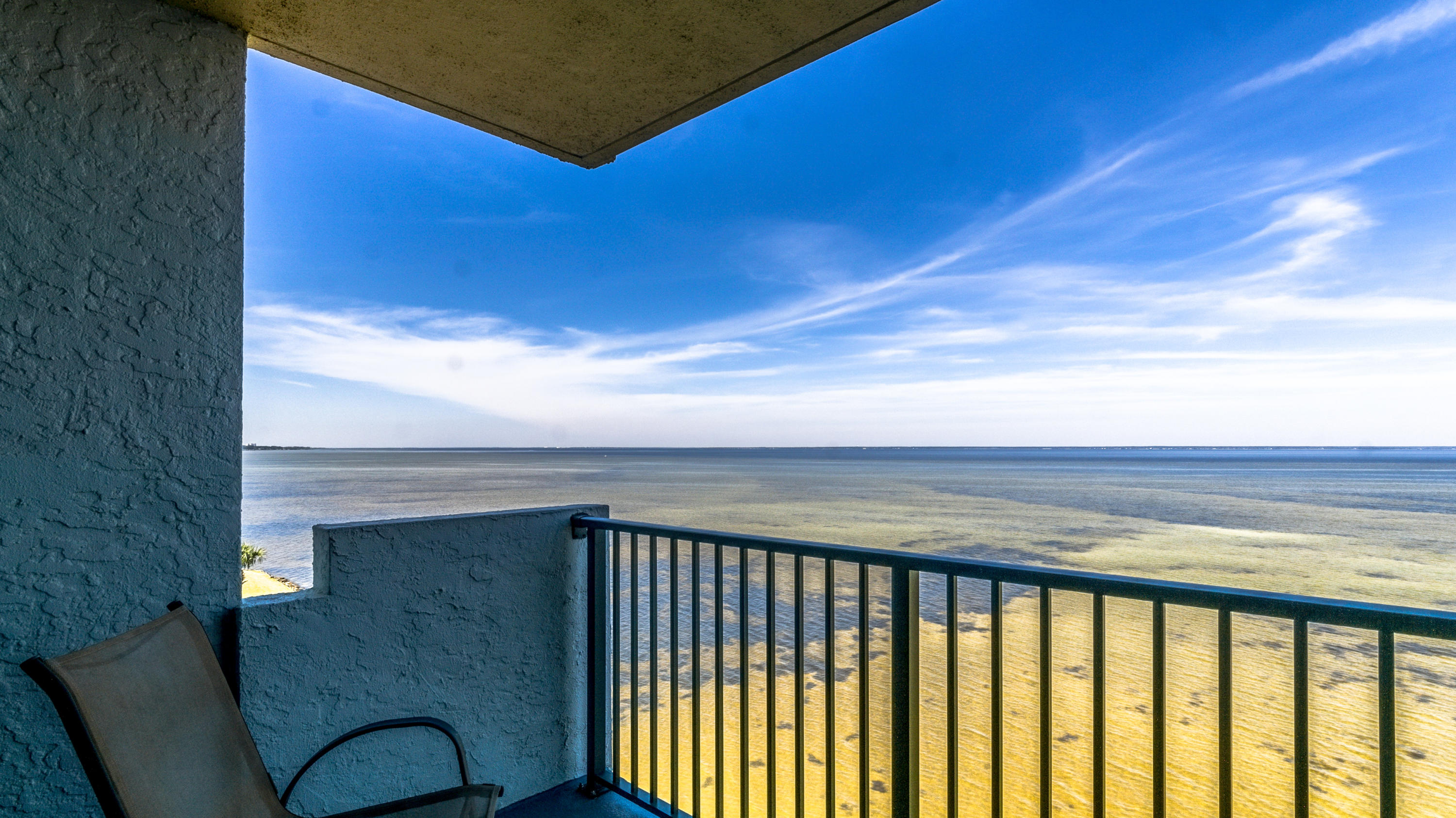 BAYSIDE CONDO SANDESTIN - Residential