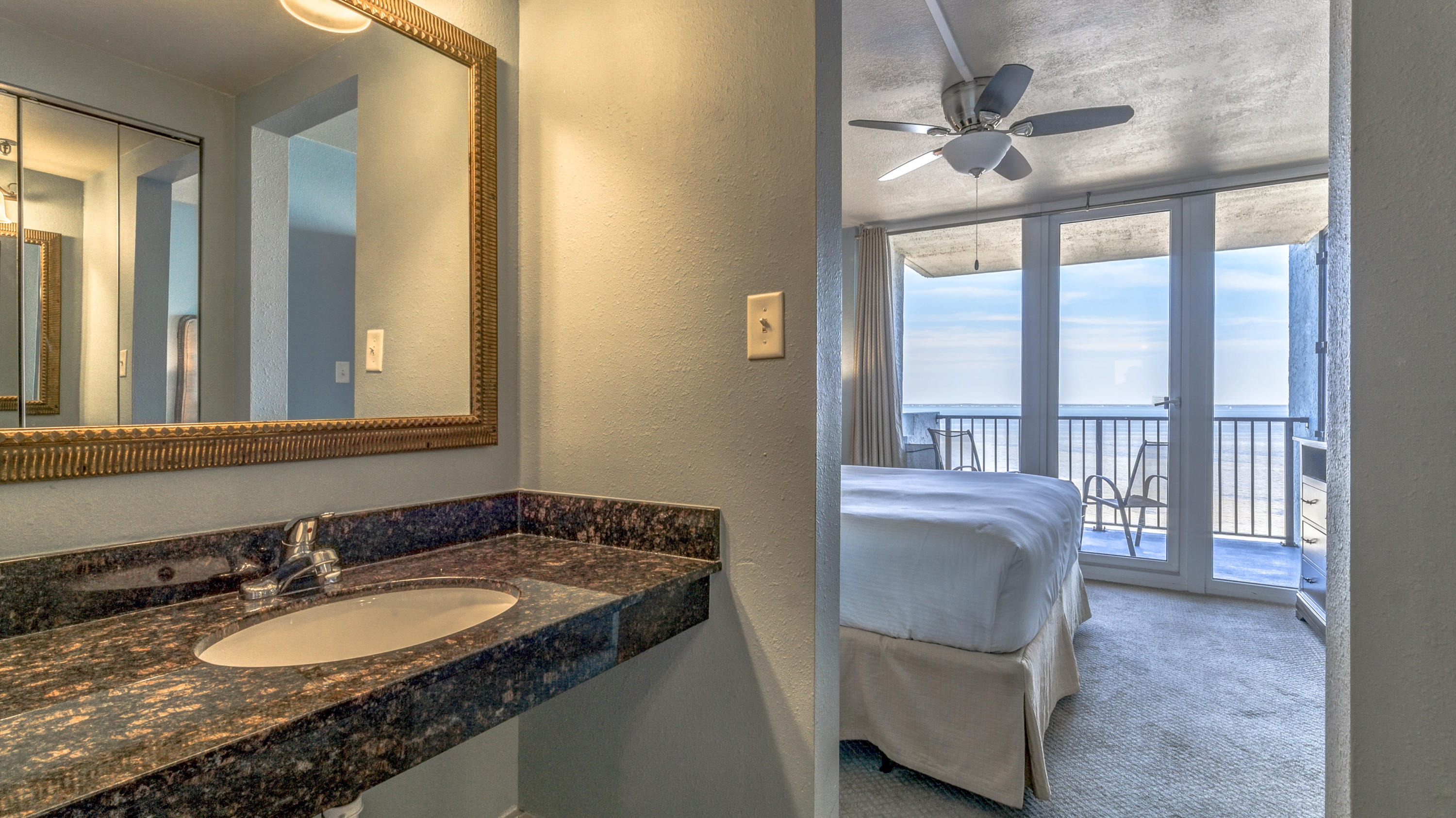 BAYSIDE CONDO SANDESTIN - Residential