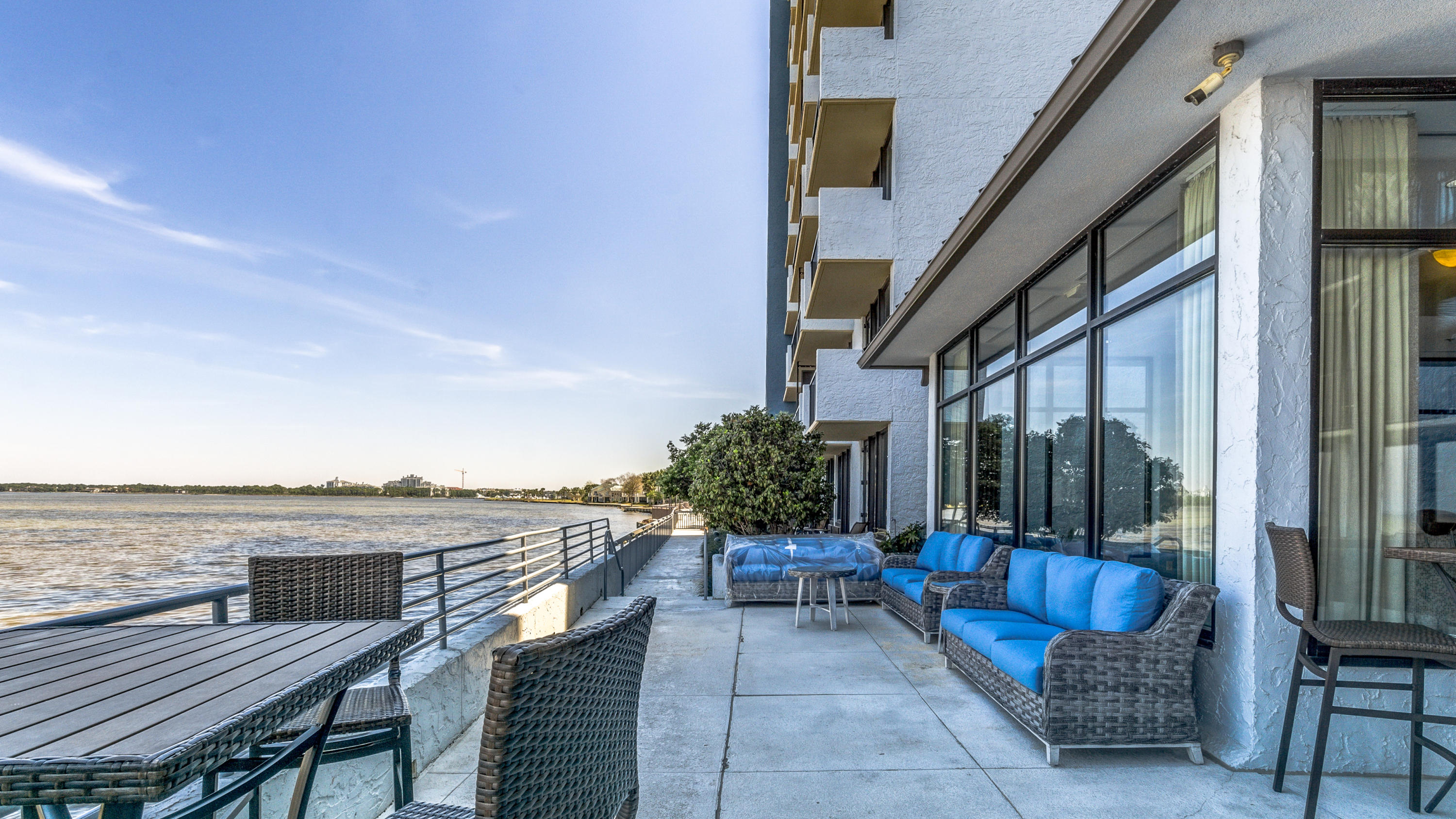 BAYSIDE CONDO SANDESTIN - Residential