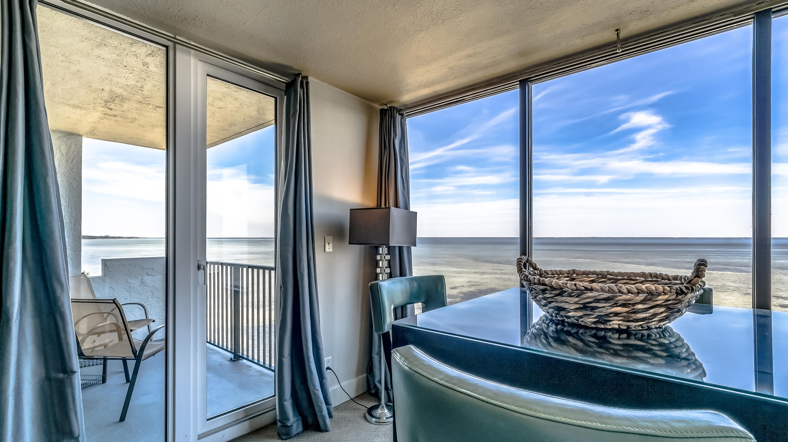 BAYSIDE CONDO SANDESTIN - Residential