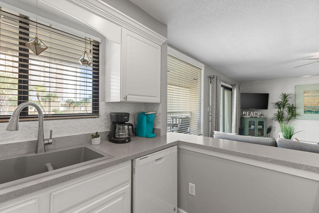 SILVER DUNES CONDO - Residential