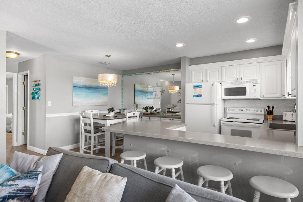 SILVER DUNES CONDO - Residential