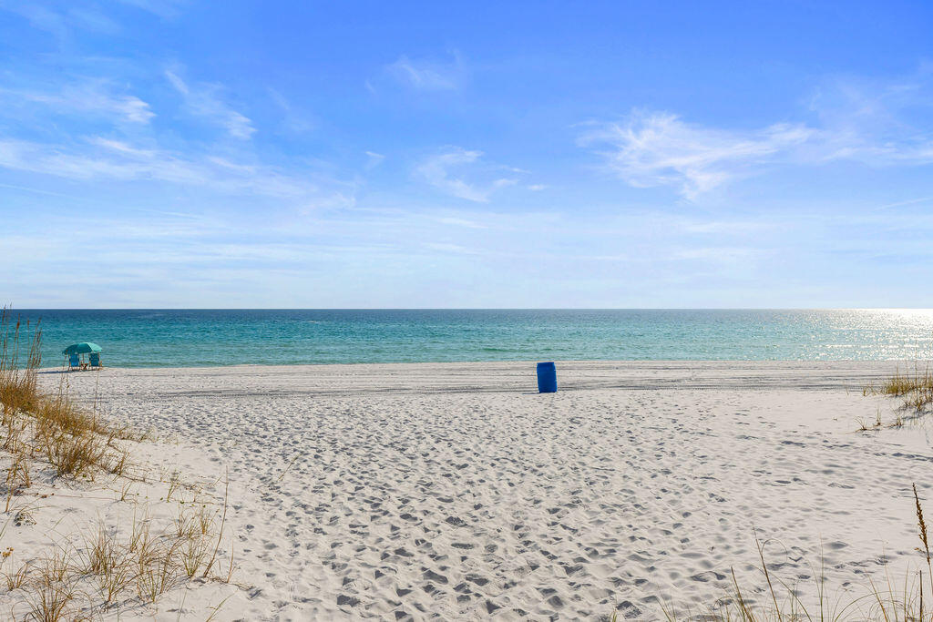 SILVER DUNES CONDO - Residential