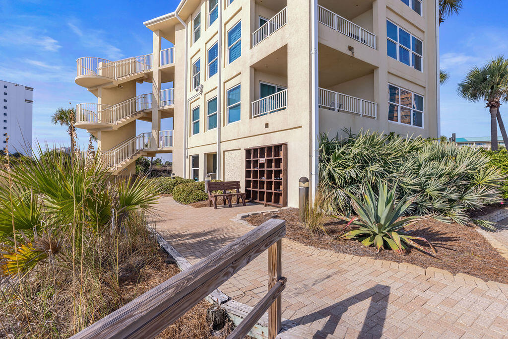 SILVER DUNES CONDO - Residential