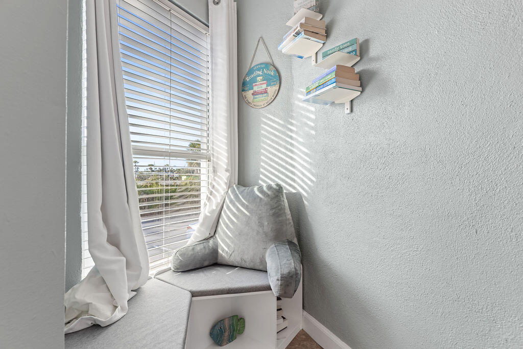 SILVER DUNES CONDO - Residential