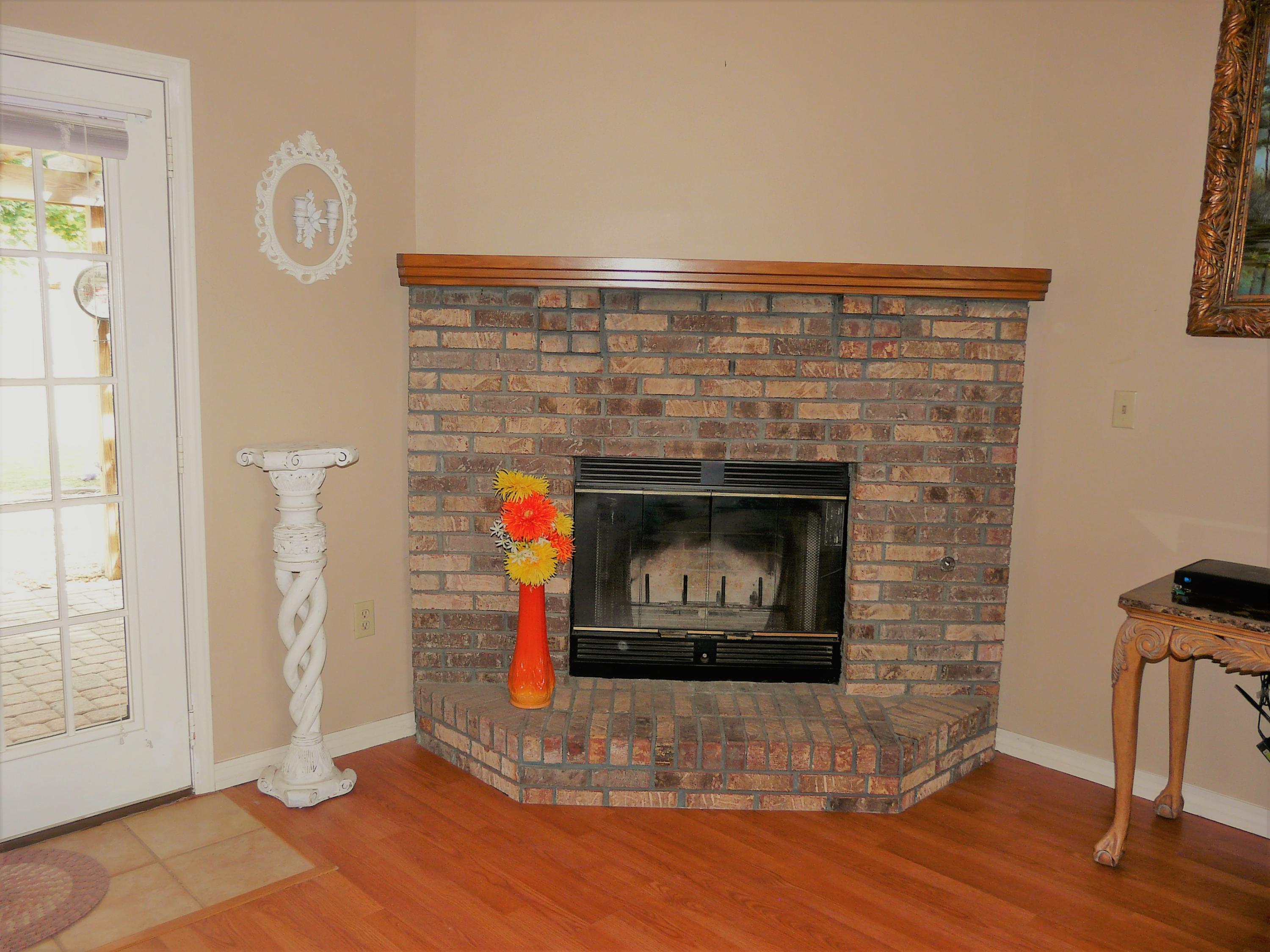 COUNTRYVIEW ESTATES 3RD ADDN - Residential