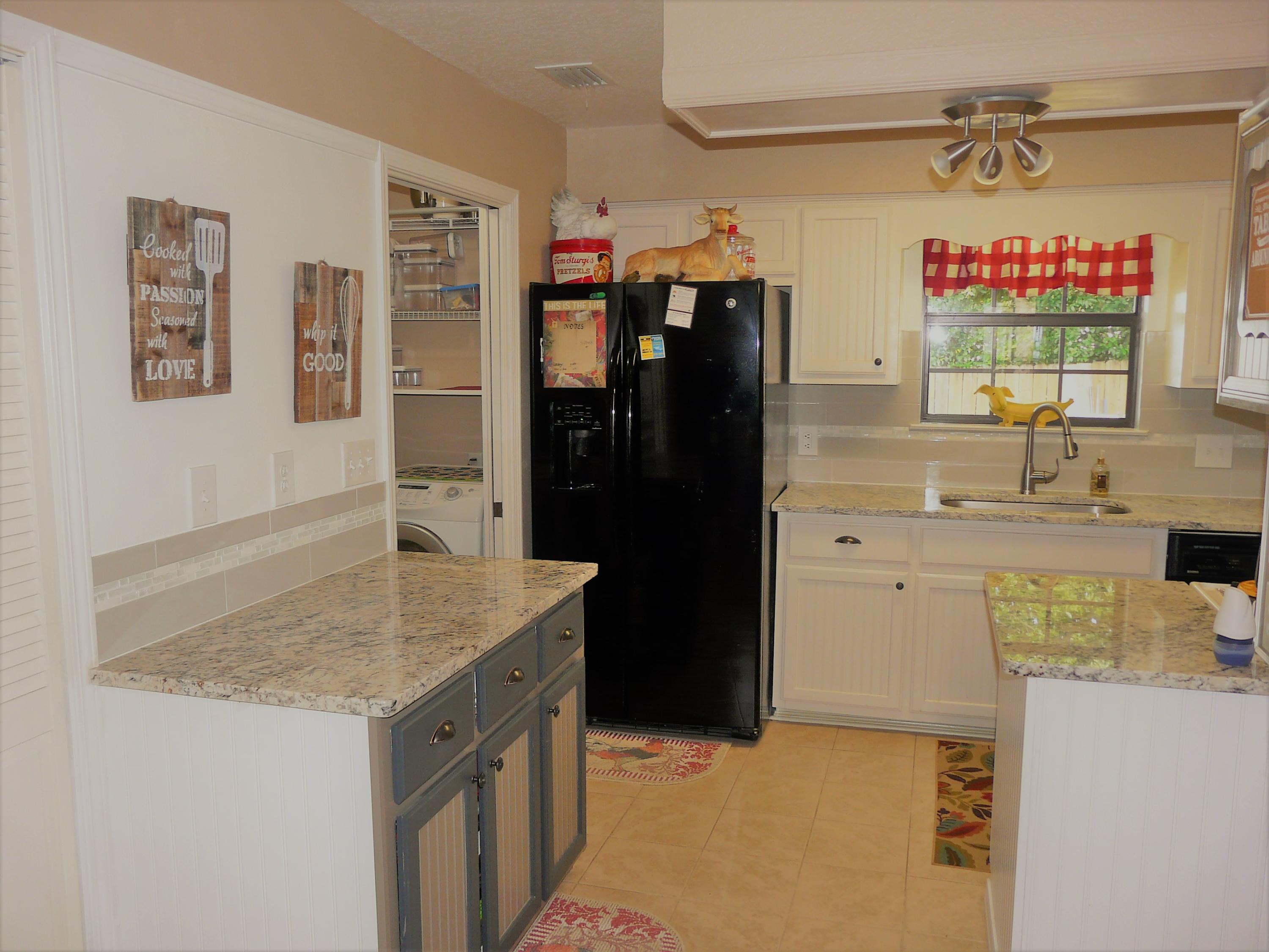 COUNTRYVIEW ESTATES 3RD ADDN - Residential